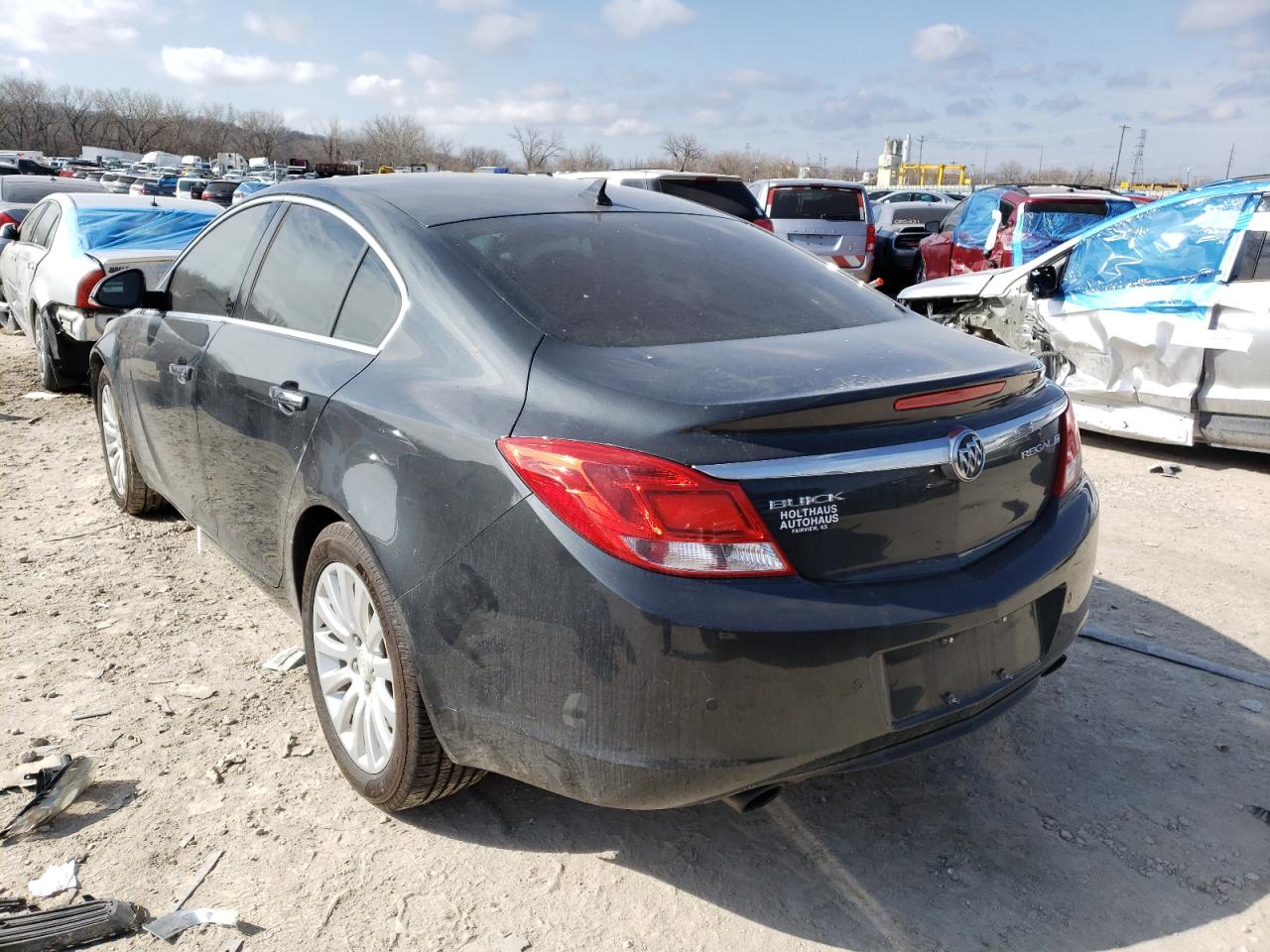 Photo 3 from auction – 2013 BUICK REGAL PREM with VIN 2G4GS5EV5D9249508