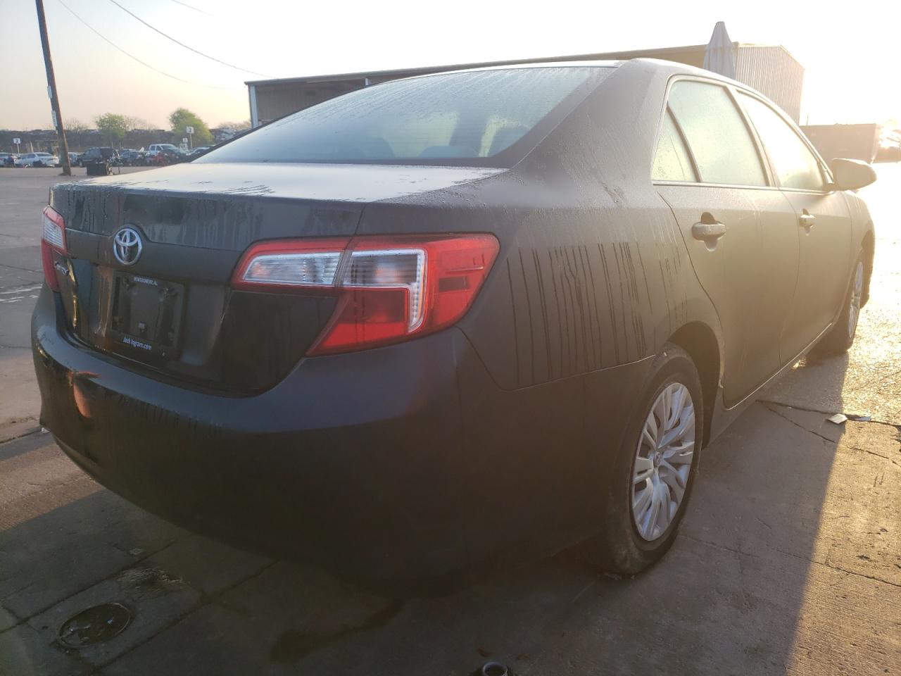 Photo 4 from auction – 2014 TOYOTA CAMRY L with VIN 4T1BF1FK5EU866844