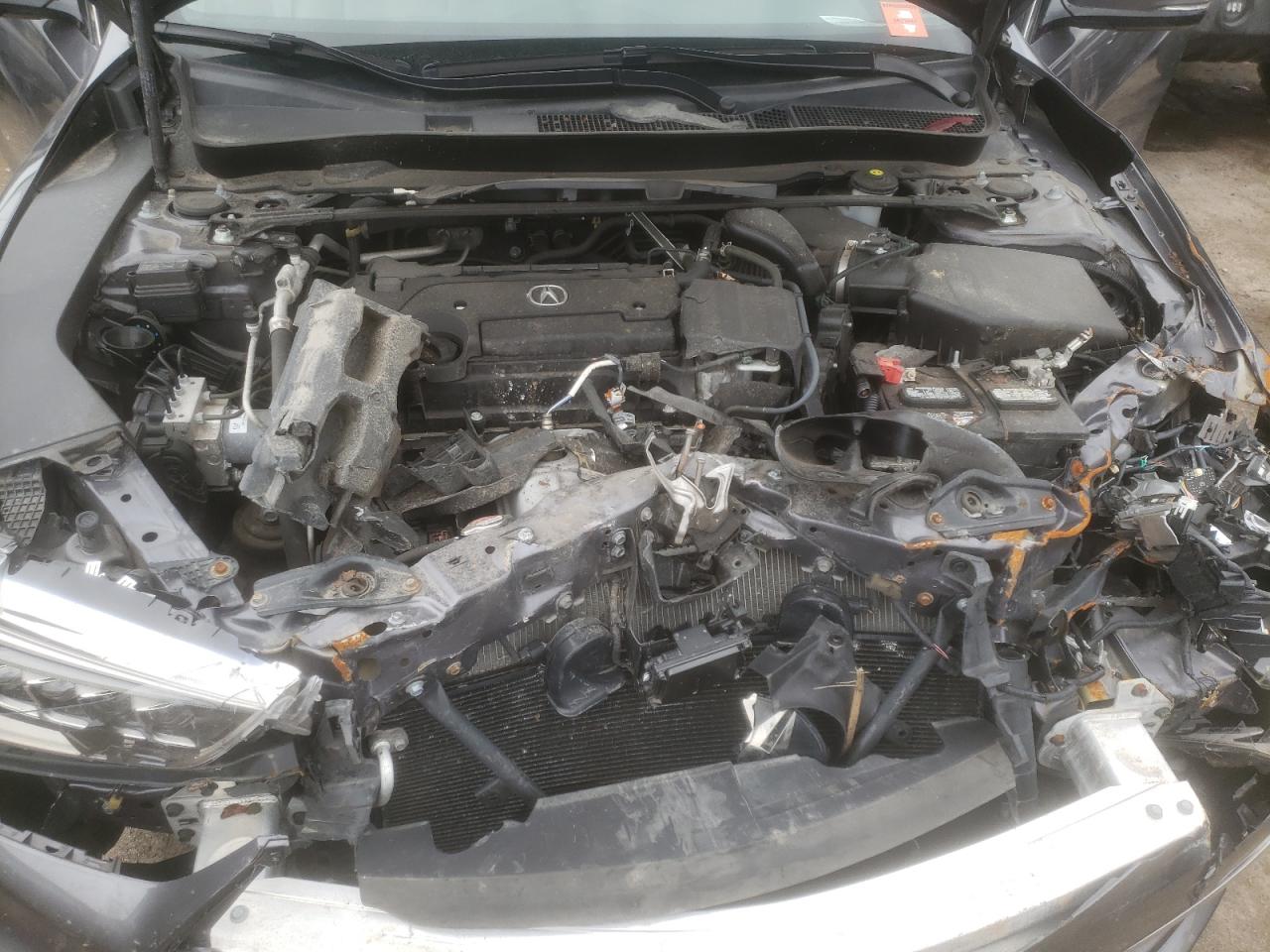 Photo 7 from auction – 2018 ACURA TLX with VIN 19UUB1F34JA005525