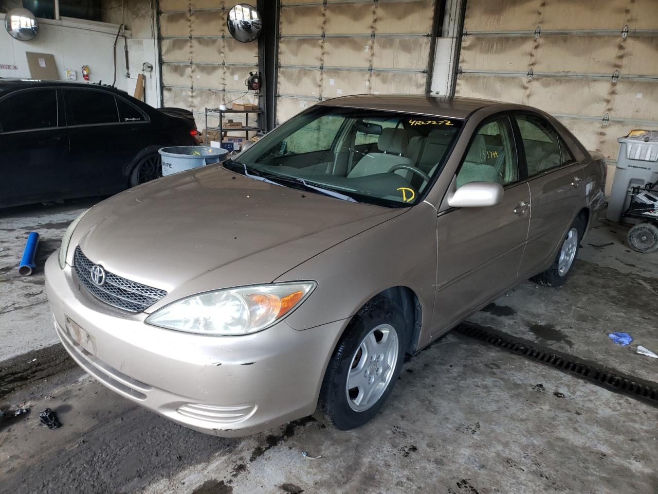 Photo 2 from auction – 2003 TOYOTA CAMRY LE with VIN 4T1BF32K53U039196