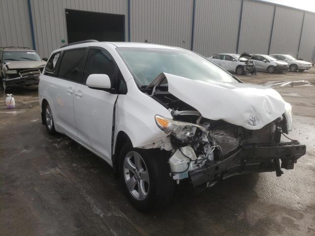 Photo 1 from auction – 2015 TOYOTA SIENNA LE with VIN 5TDKK3DC2FS682426