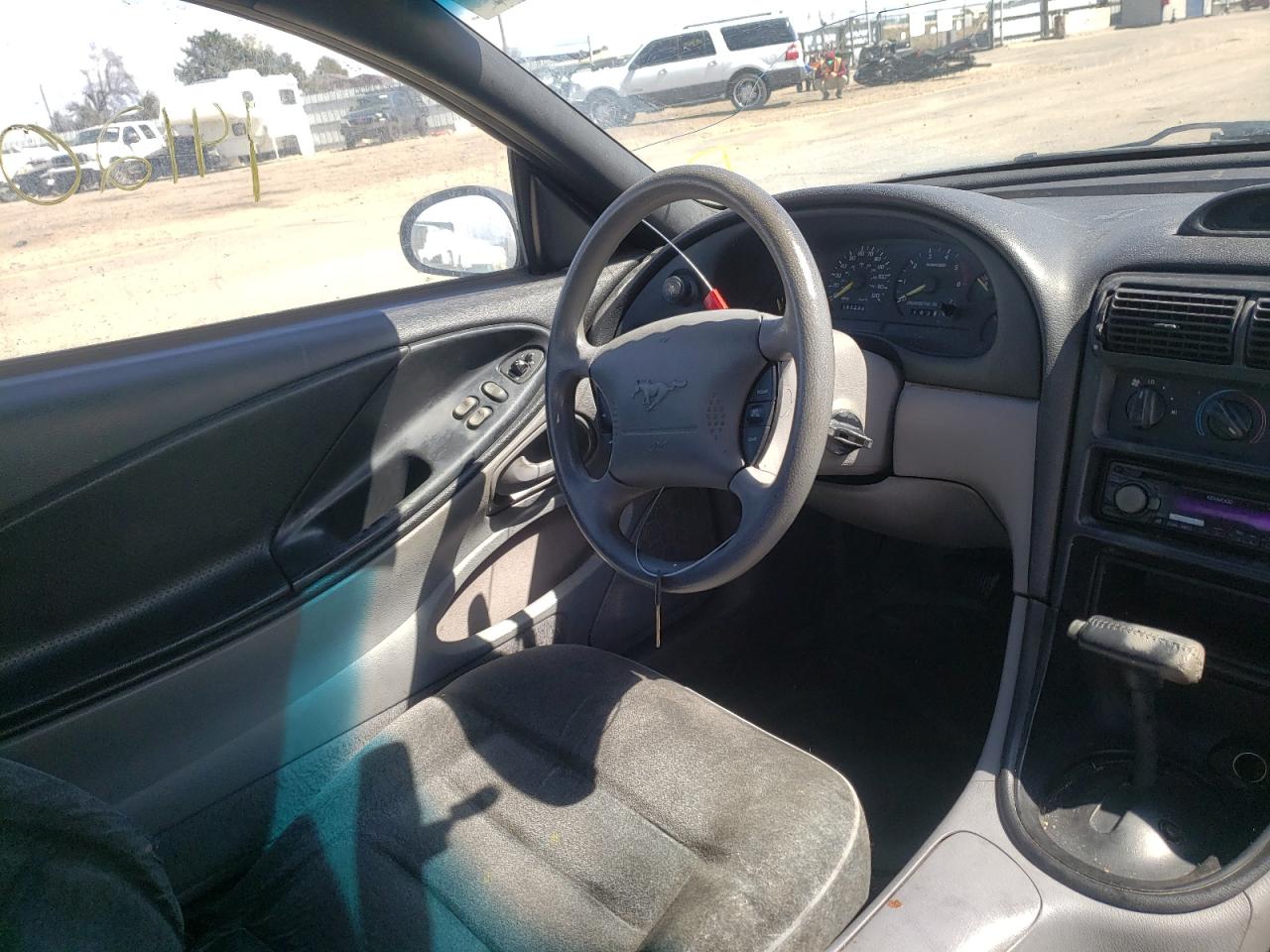 Photo 9 from auction – 1994 FORD MUSTANG with VIN 1FALP404XRF218482