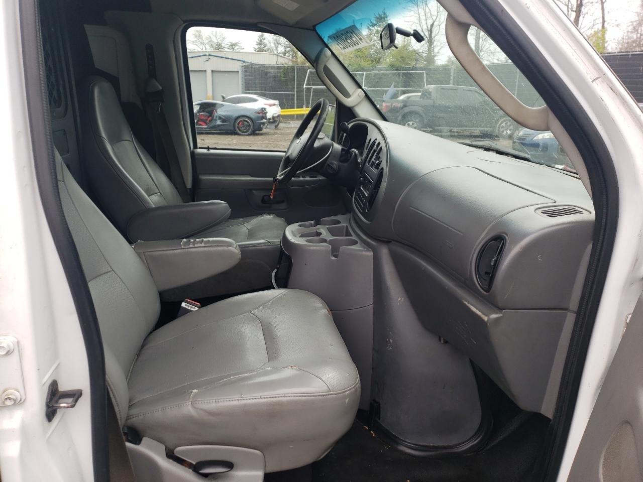 Photo 5 from auction – 2007 FORD ECONOLINE with VIN 1FTNE24W77DB49736