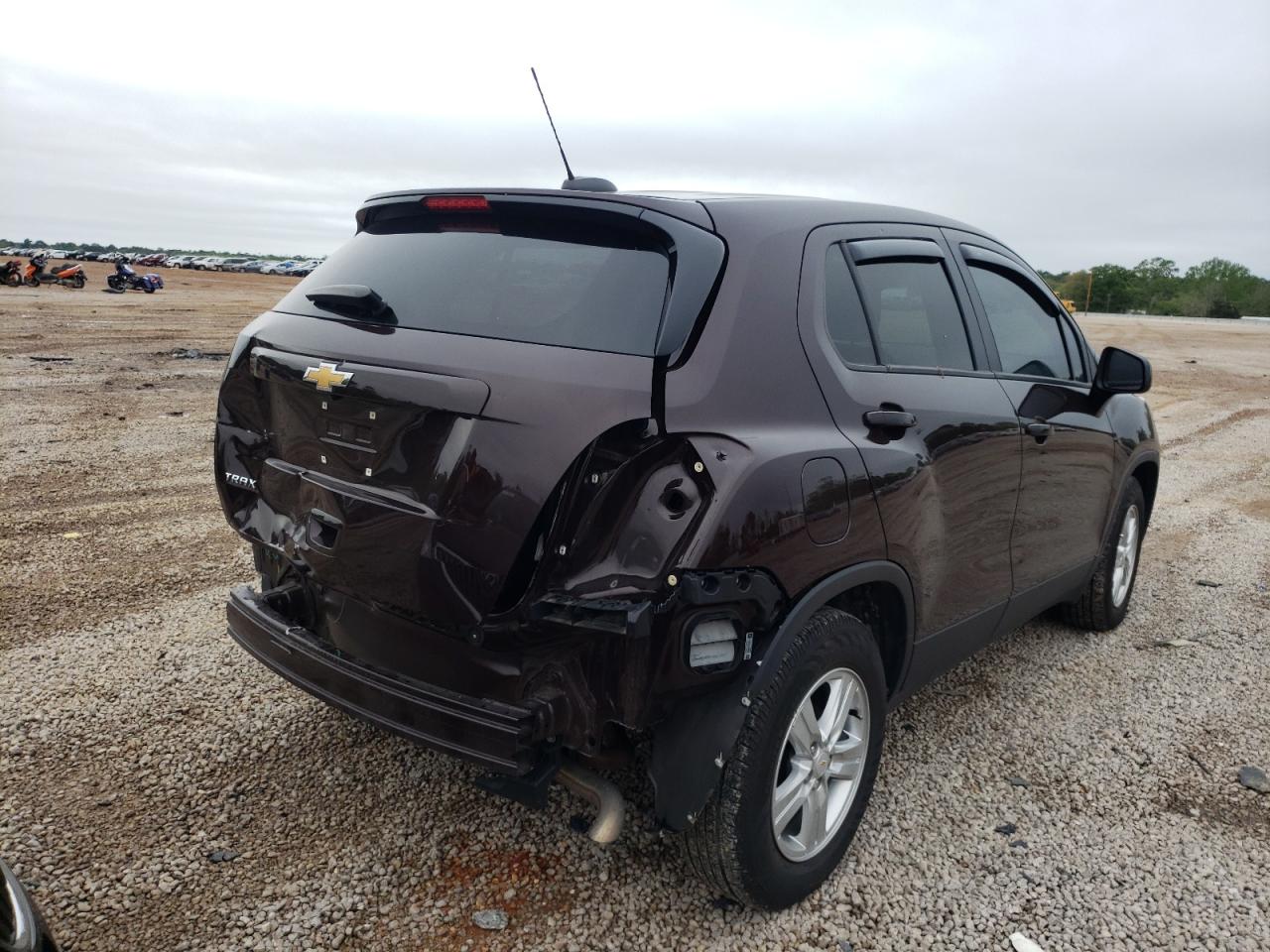 Photo 4 from auction – 2020 CHEVROLET TRAX LS with VIN KL7CJKSB9LB330827
