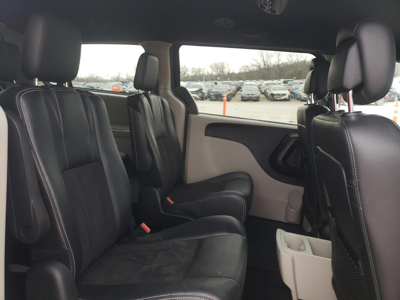 Photo 6 from auction – 2019 DODGE GRAND CARA with VIN 2C4RDGCG6KR797702