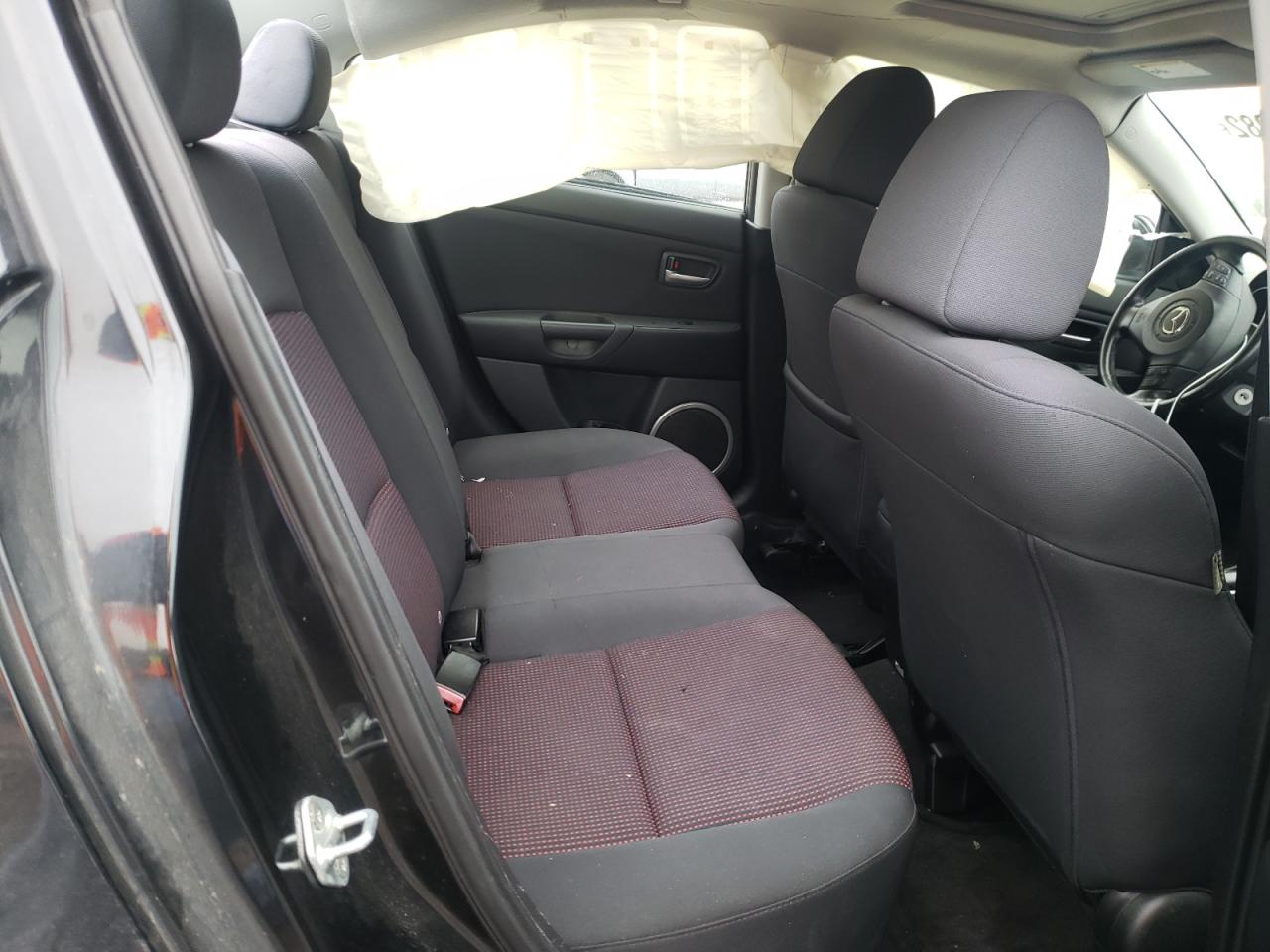 Photo 6 from auction – 2005 MAZDA 3 S with VIN JM1BK323251252975
