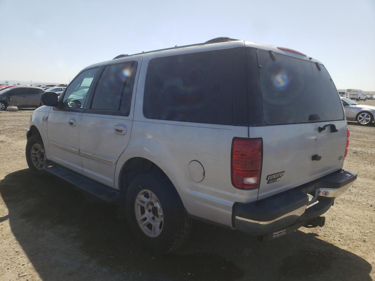 Photo 3 from auction – 2000 FORD EXPEDITION with VIN 1FMRU156XYLC04261