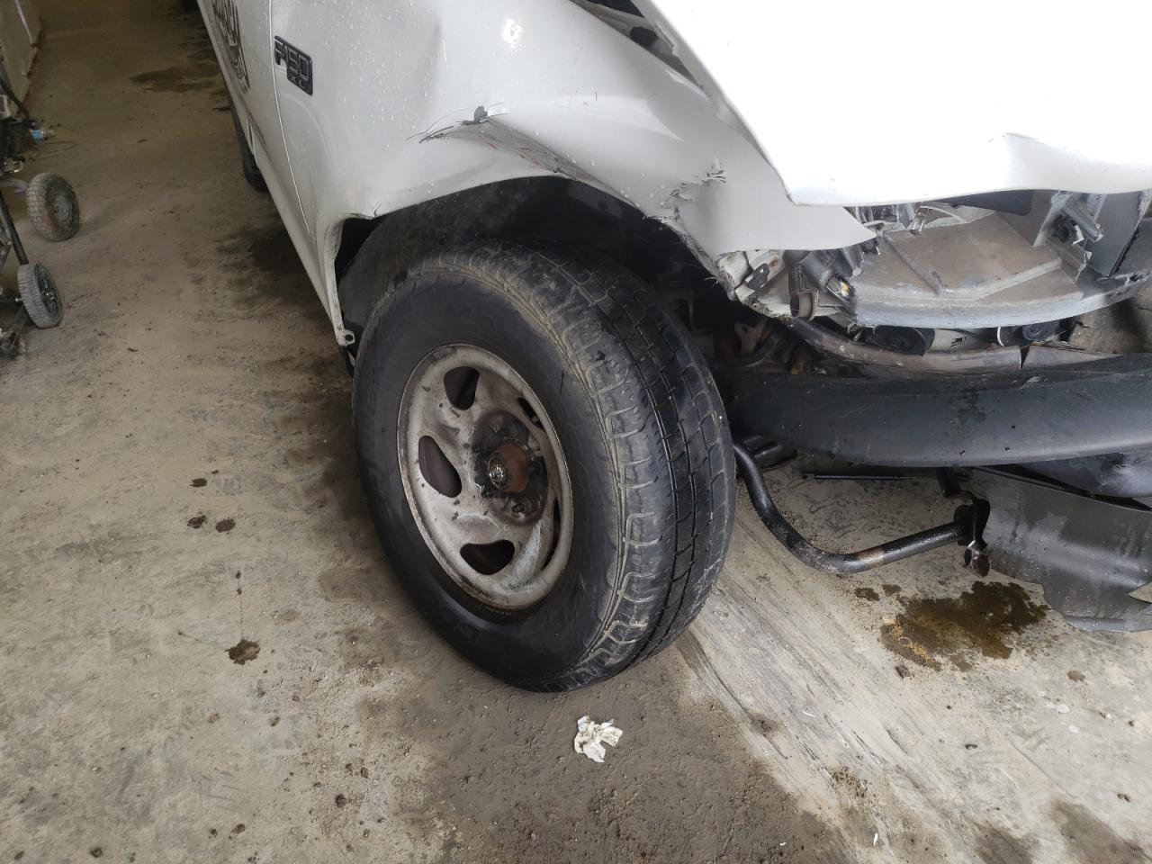 Foto 9 de la subasta – 2002 FORD F150 con VIN 1FTRF17222NB49955