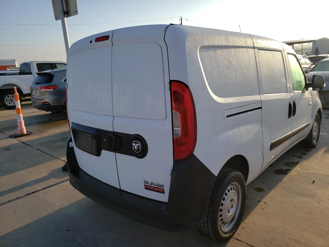 Photo 4 from auction – 2019 RAM PROMASTER with VIN ZFBHRFAB3K6N43566