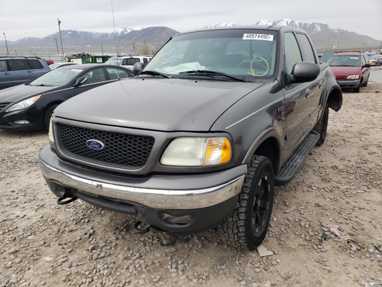 Photo 2 from auction – 2002 FORD F150 SUPER with VIN 1FTRW08L22KC45992