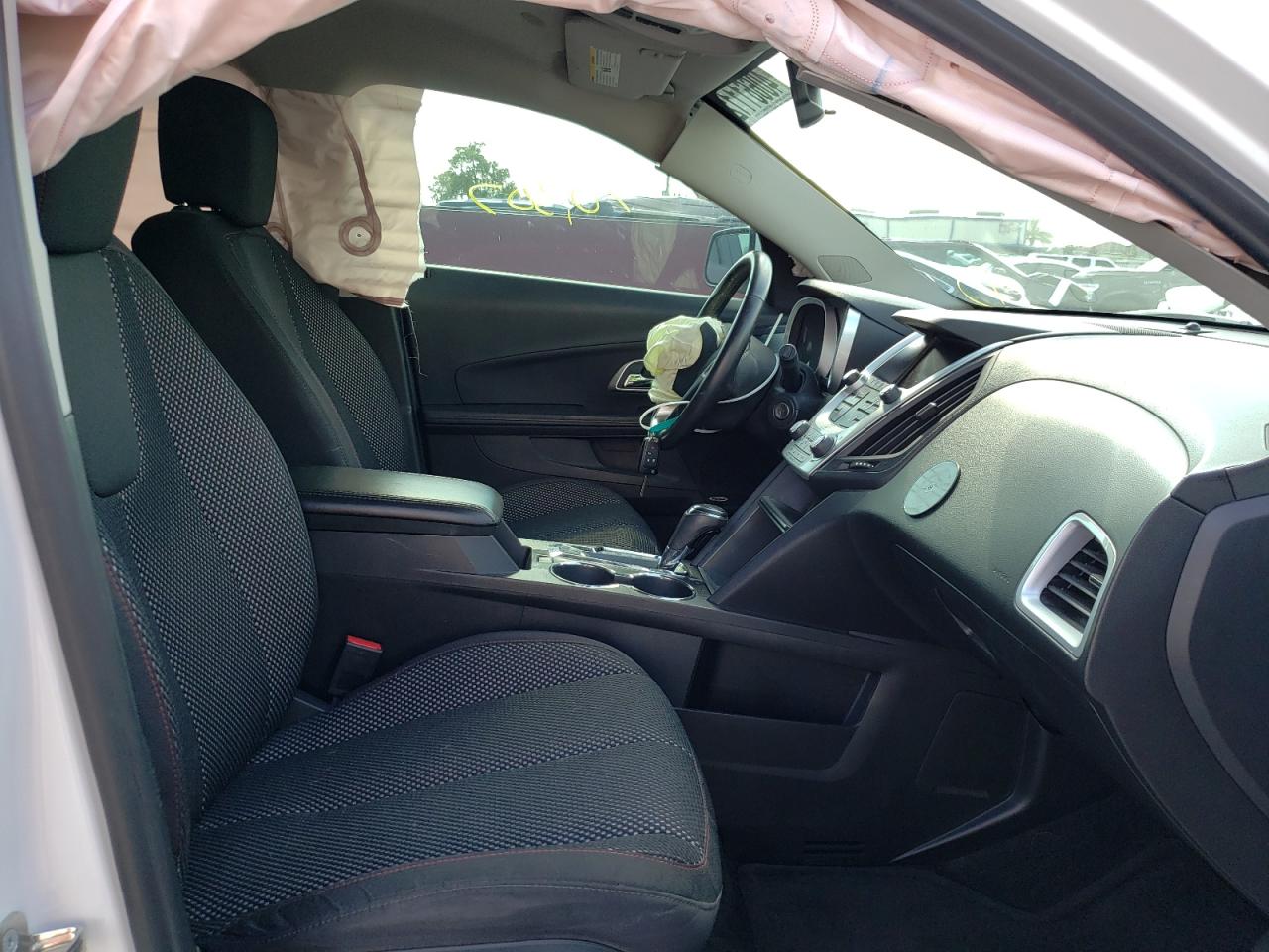 Photo 5 from auction – 2016 CHEVROLET EQUINOX LT with VIN 2GNALCEK7G6340424