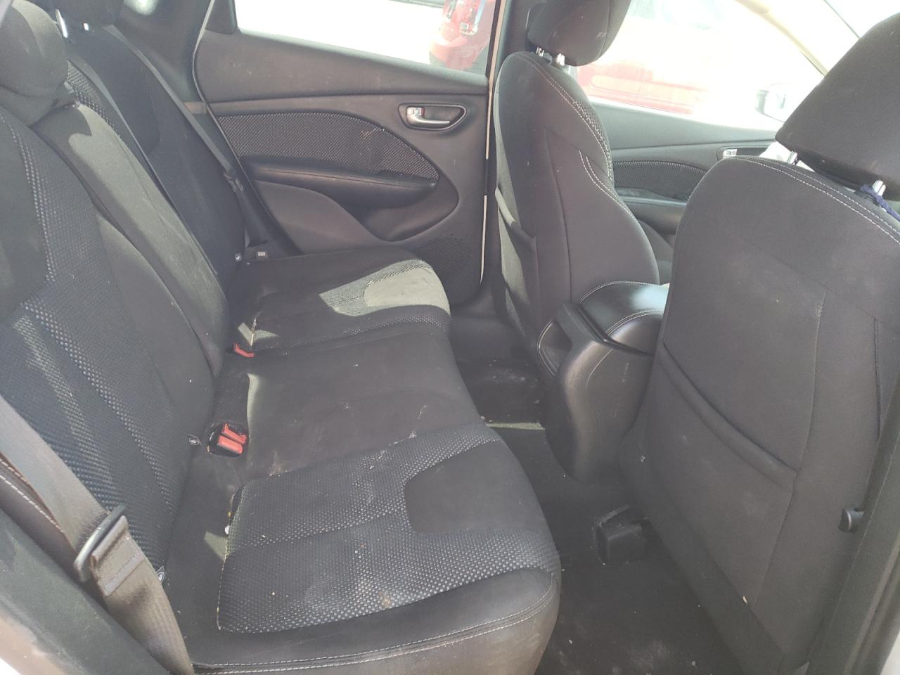 Photo 6 from auction – 2015 DODGE DART SXT with VIN 1C3CDFBB1FD310358