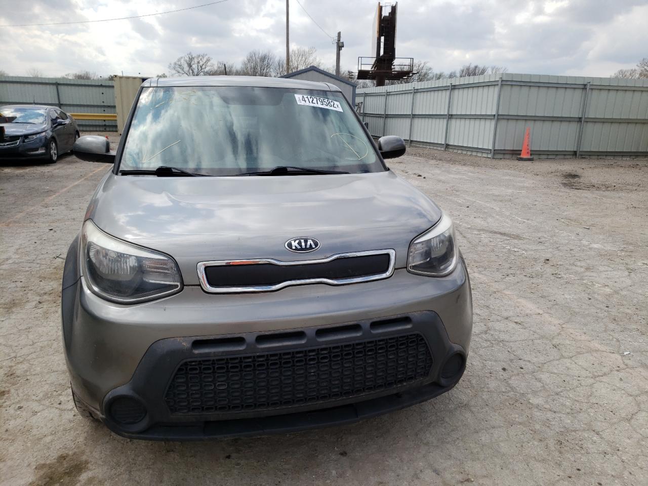 Photo 9 from auction – 2015 KIA SOUL with VIN KNDJN2A23F7214207