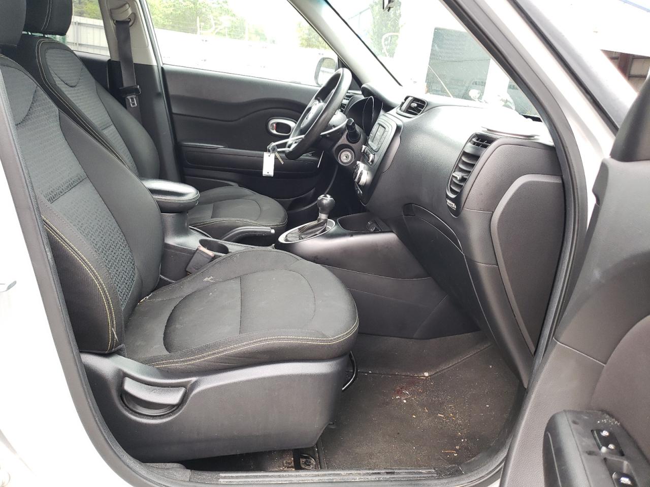 Photo 5 from auction – 2016 KIA SOUL + with VIN KNDJP3A51G7824120