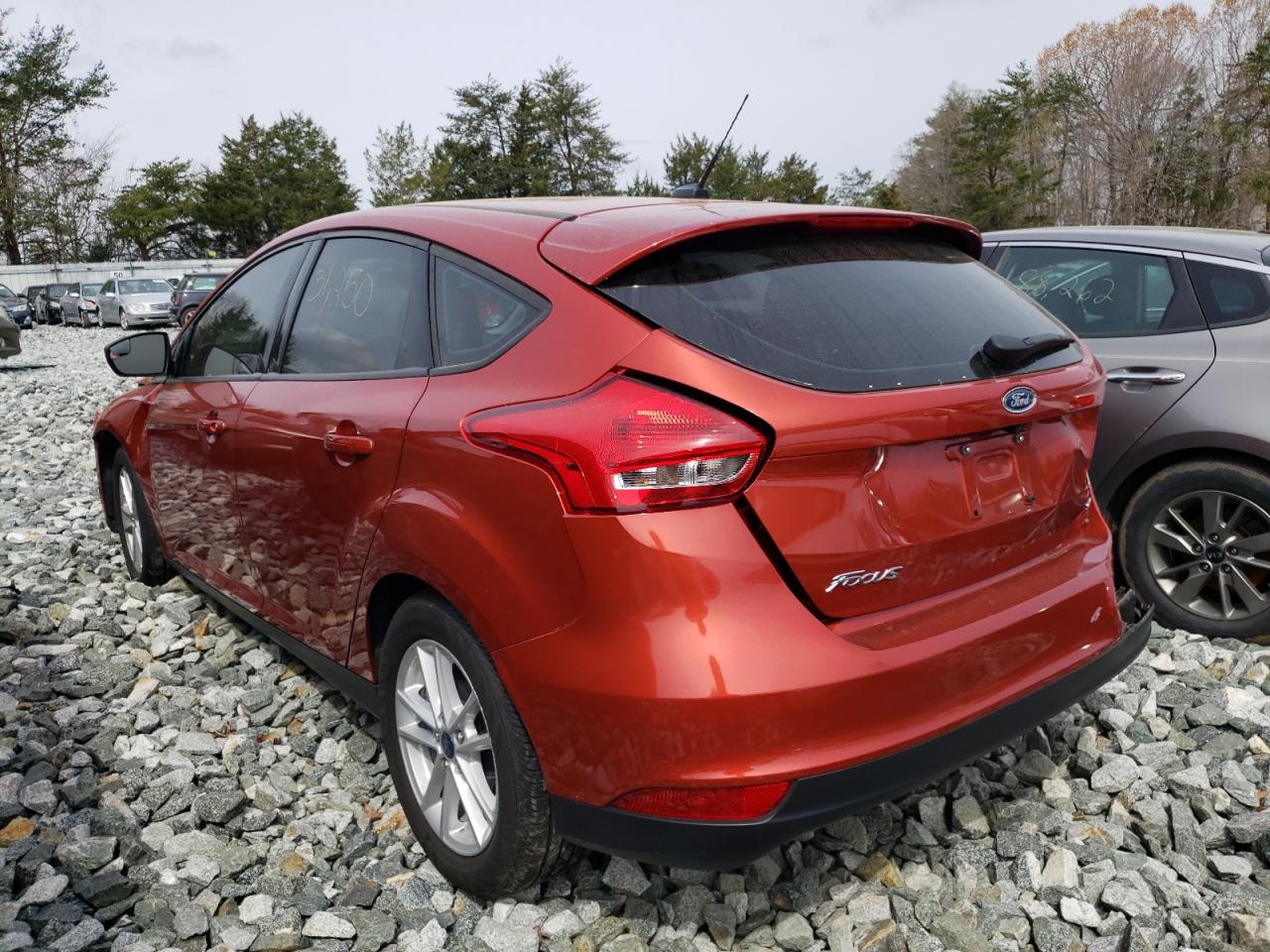 Photo 3 from auction – 2018 FORD FOCUS SE with VIN 1FADP3K21JL310497