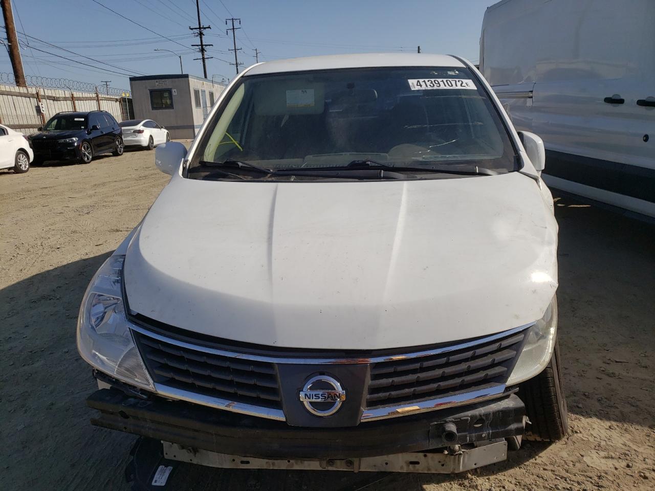 Photo 9 from auction – 2009 NISSAN VERSA with VIN 3N1BC11E09L406590