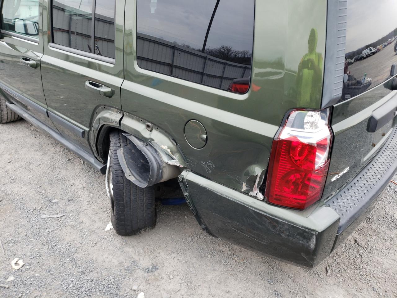 Photo 9 from auction – 2007 JEEP COMMANDER with VIN 1J8HG48N87C530093