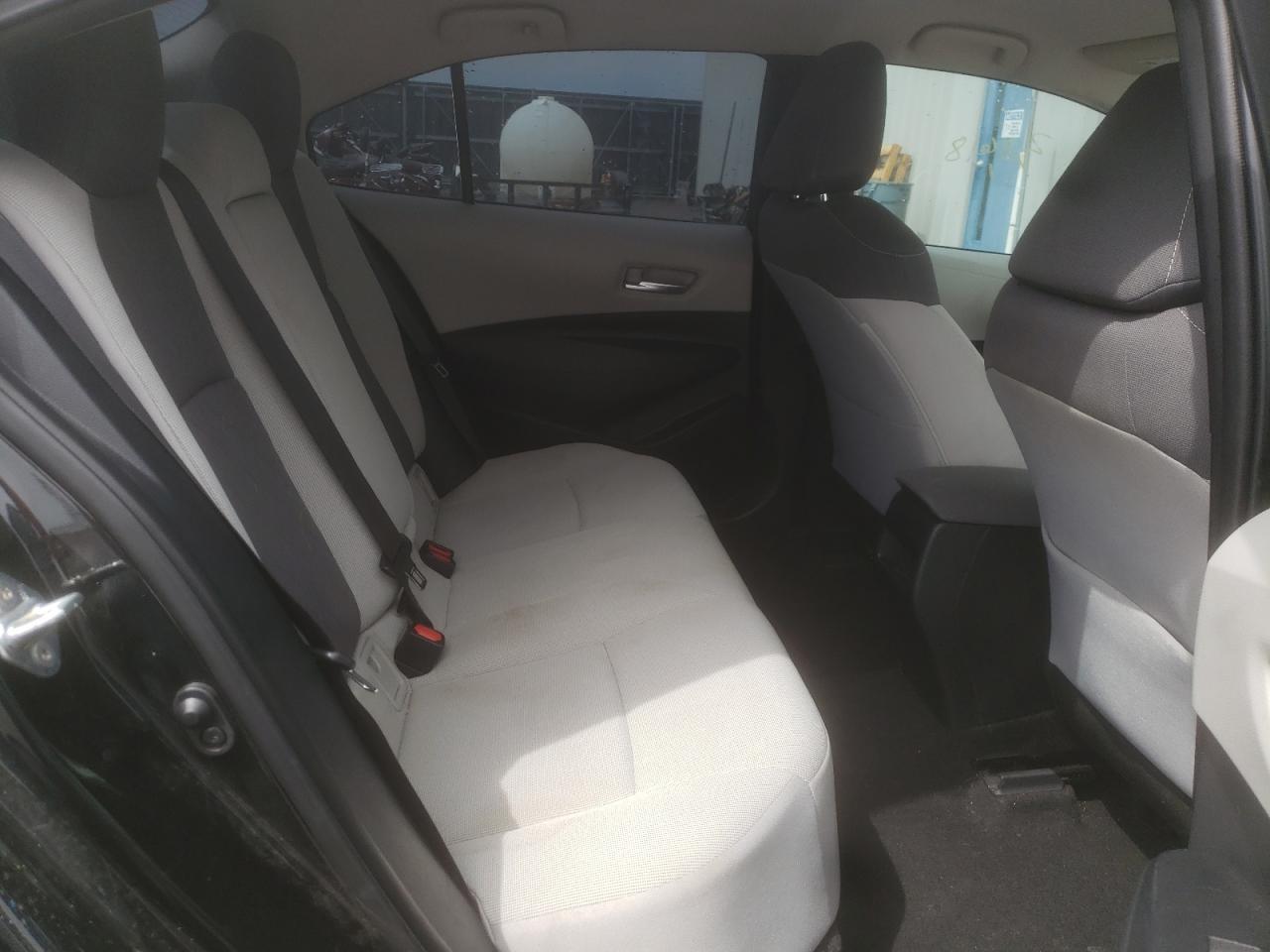 Photo 6 from auction – 2020 TOYOTA COROLLA LE with VIN 5YFEPRAE9LP029653