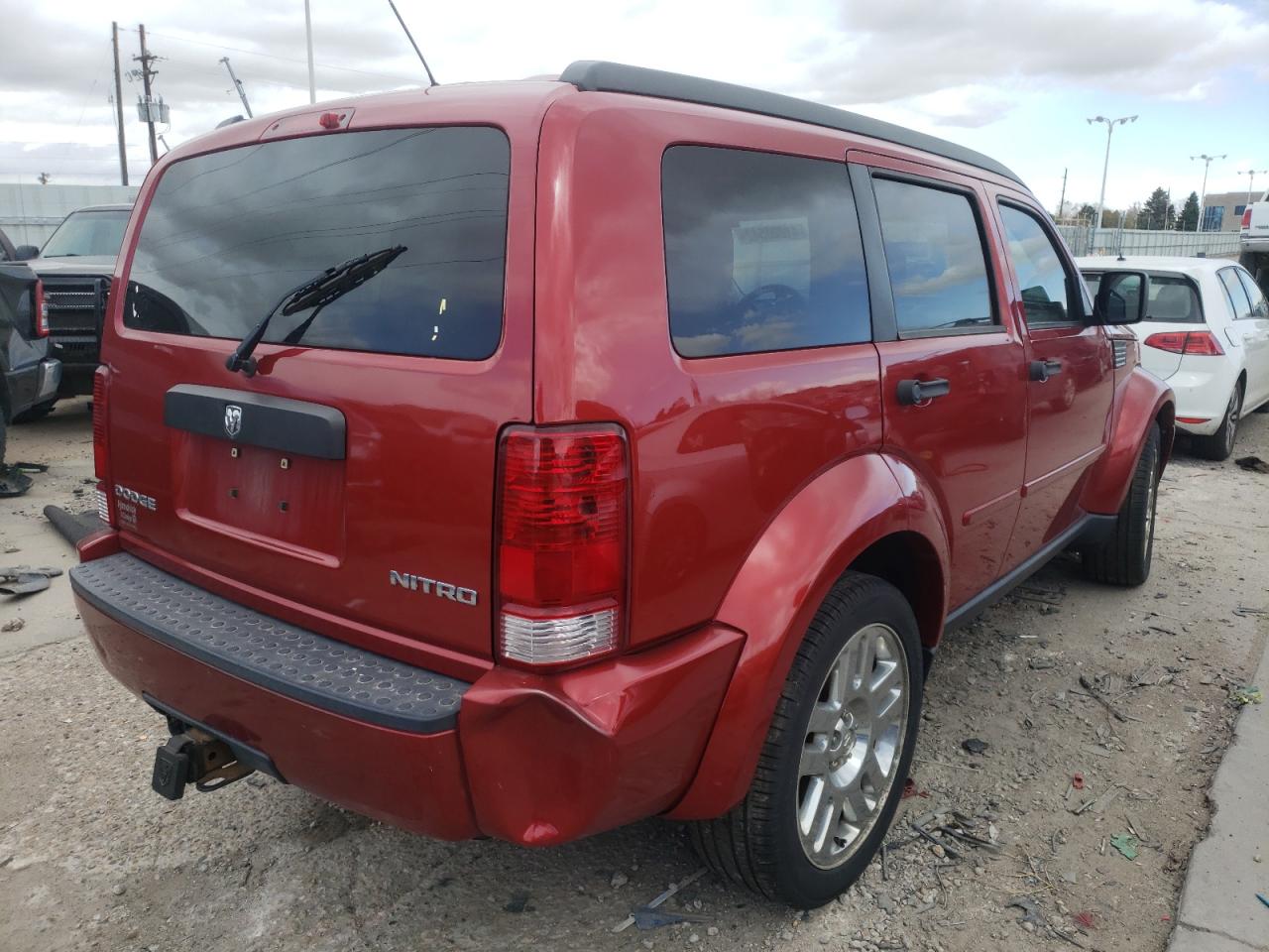 Photo 4 from auction – 2010 DODGE NITRO HEAT with VIN 1D4PT4GK7AW174136
