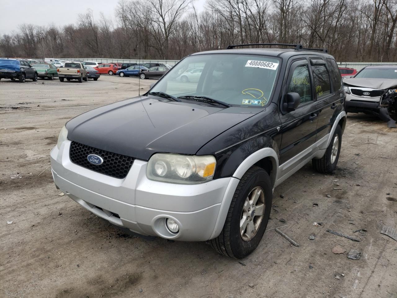 Photo 2 from auction – 2007 FORD ESCAPE XLT with VIN 1FMCU93197KA60606