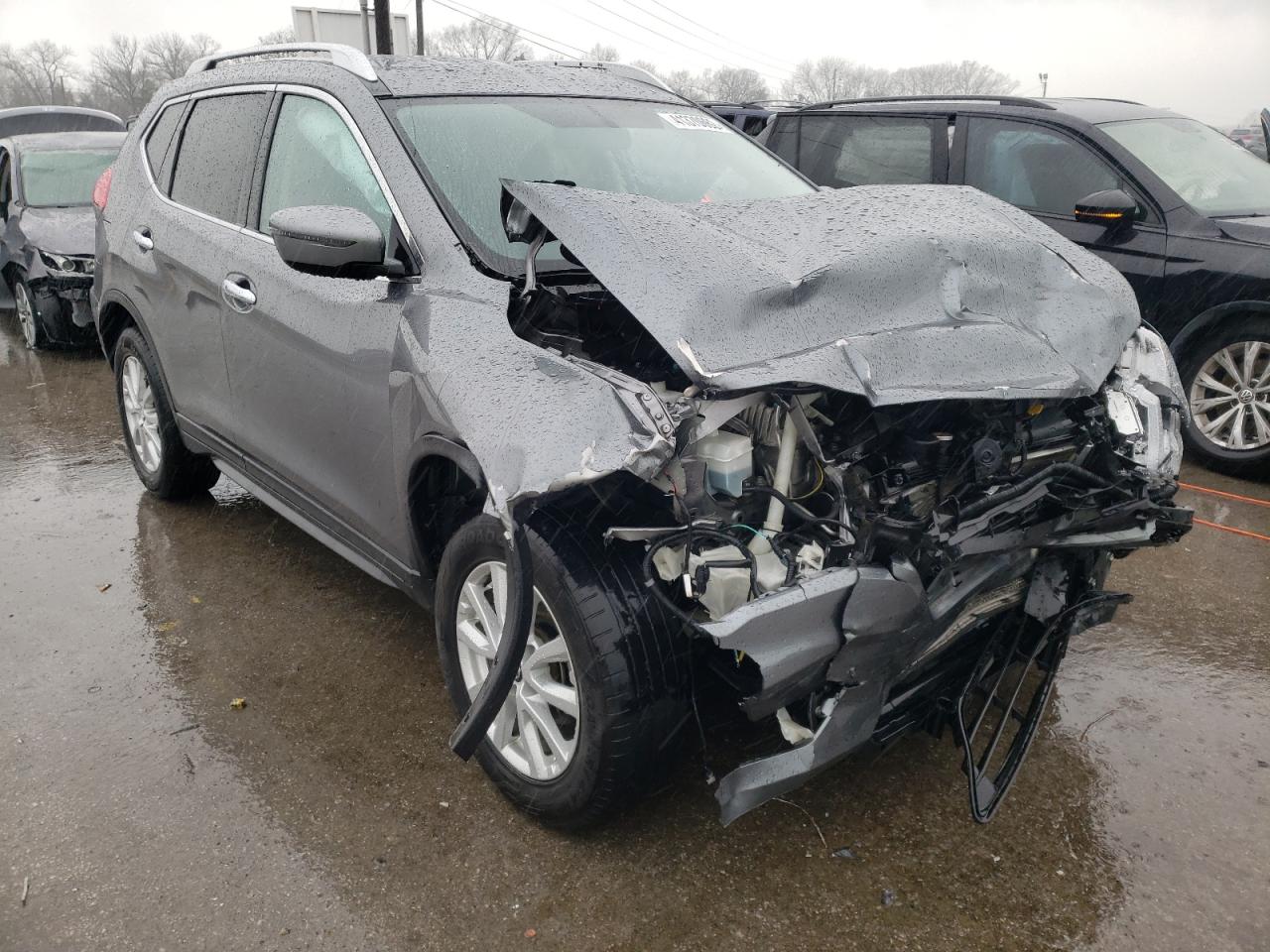 Photo 1 from auction – 2017 NISSAN ROGUE S with VIN KNMAT2MV5HP506147