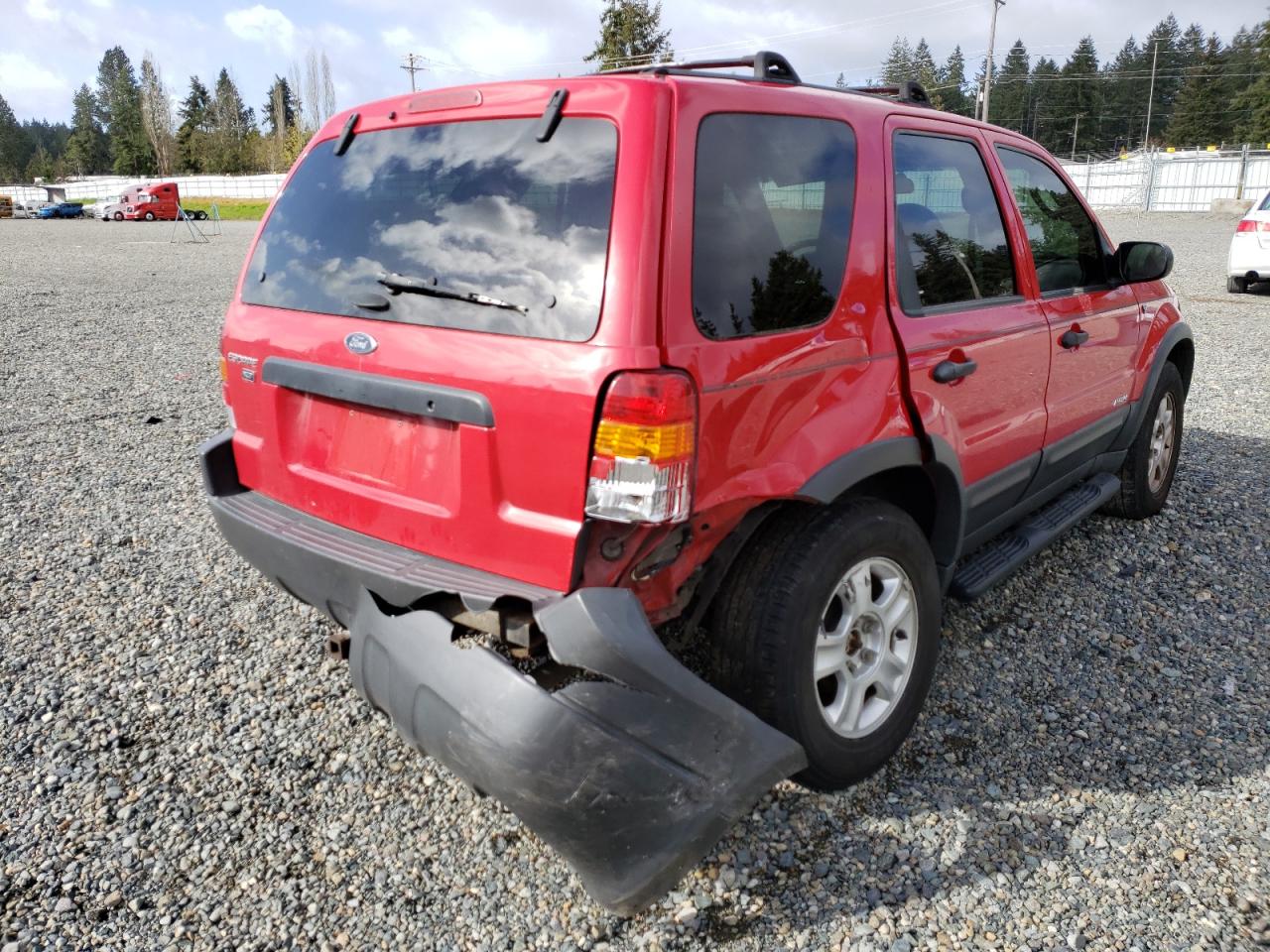 Photo 4 from auction – 2001 FORD ESCAPE XLT with VIN 1FMCU04101KF56993