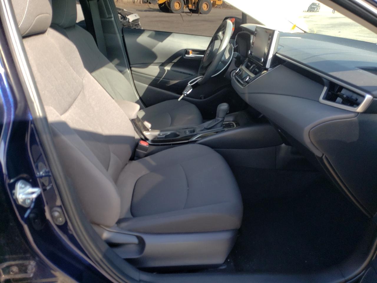 Photo 5 from auction – 2021 TOYOTA COROLLA LE with VIN JTDEPMAE1MJ165820