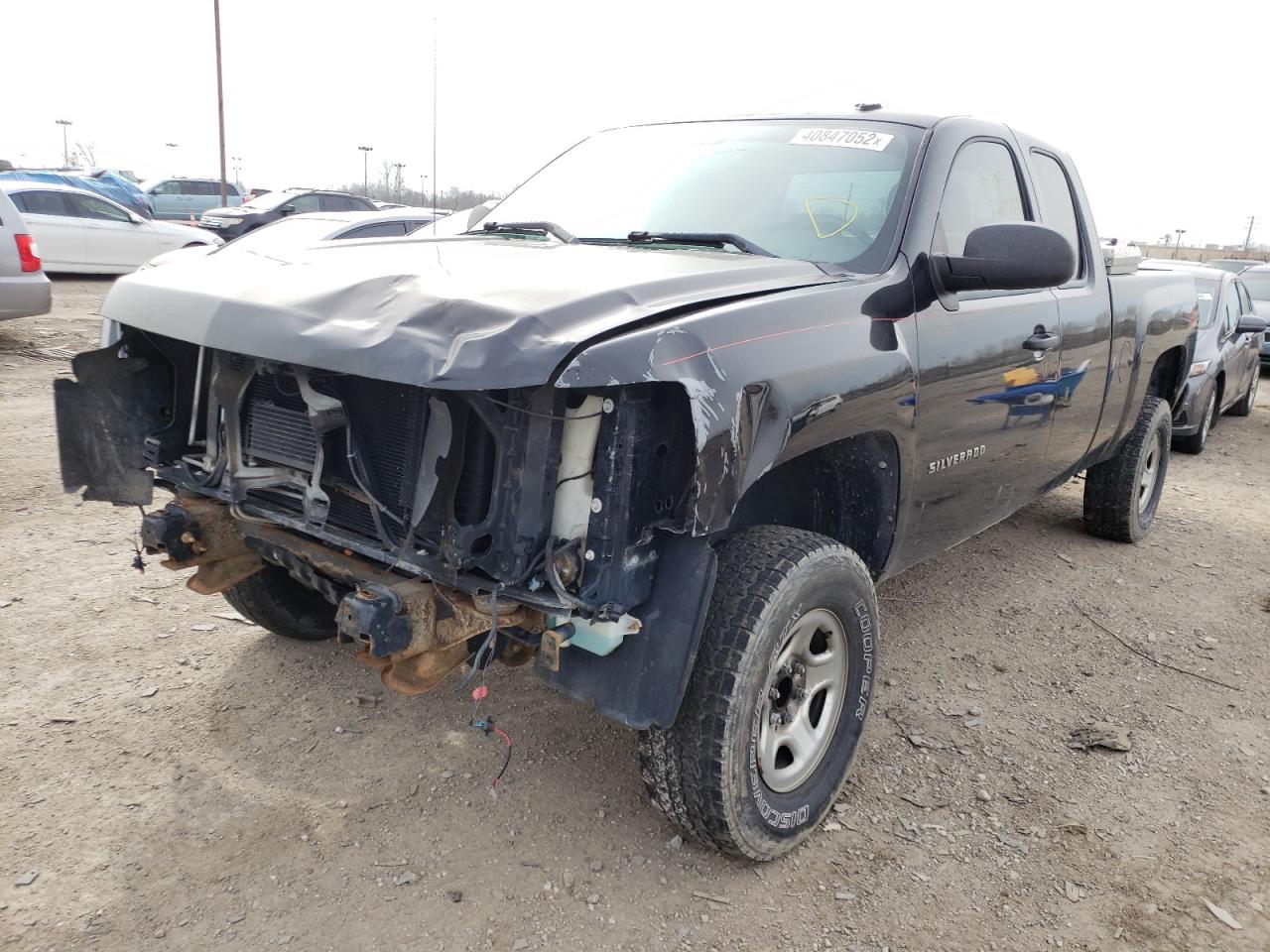 Photo 2 from auction – 2011 CHEVROLET SILVERADO with VIN 1GCRKSE36BZ388379