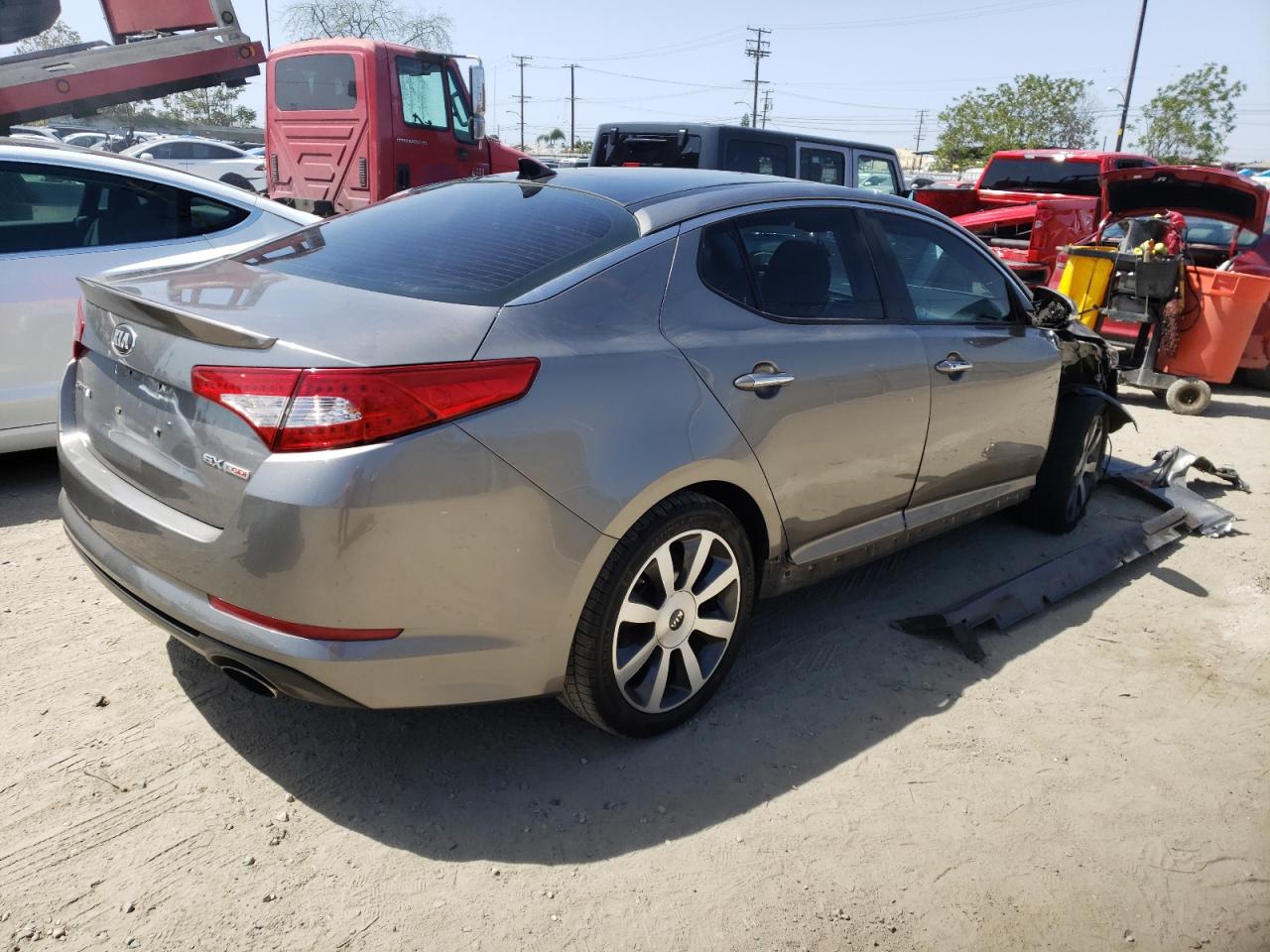 Photo 4 from auction – 2013 KIA OPTIMA SX with VIN 5XXGR4A63DG153085
