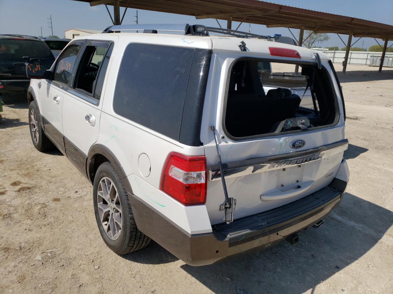 Photo 3 from auction – 2017 FORD EXPEDITION with VIN 1FMJU1HT8HEA00948