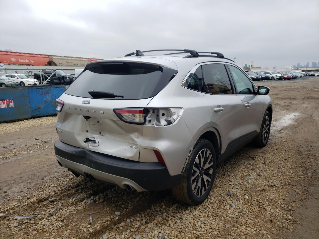 Photo 4 from auction – 2020 FORD ESCAPE SEL with VIN 1FMCU9H92LUA63621
