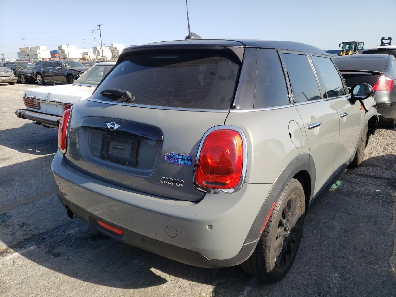 Photo 4 from auction – 2017 MINI COOPER with VIN WMWXU1C39H2F78130