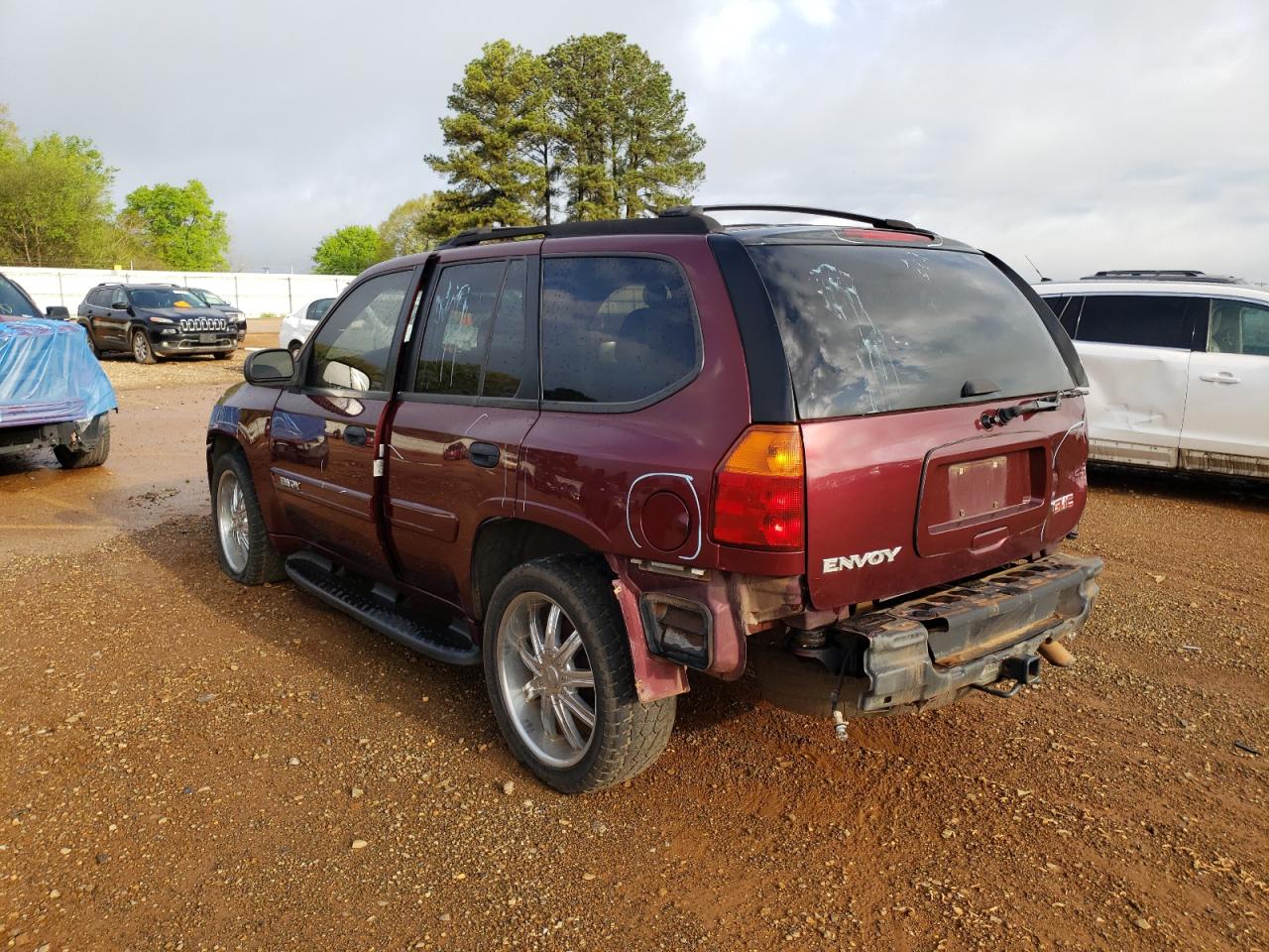 Photo 3 from auction – 2005 GMC ENVOY with VIN 1GKDT13SX52225277