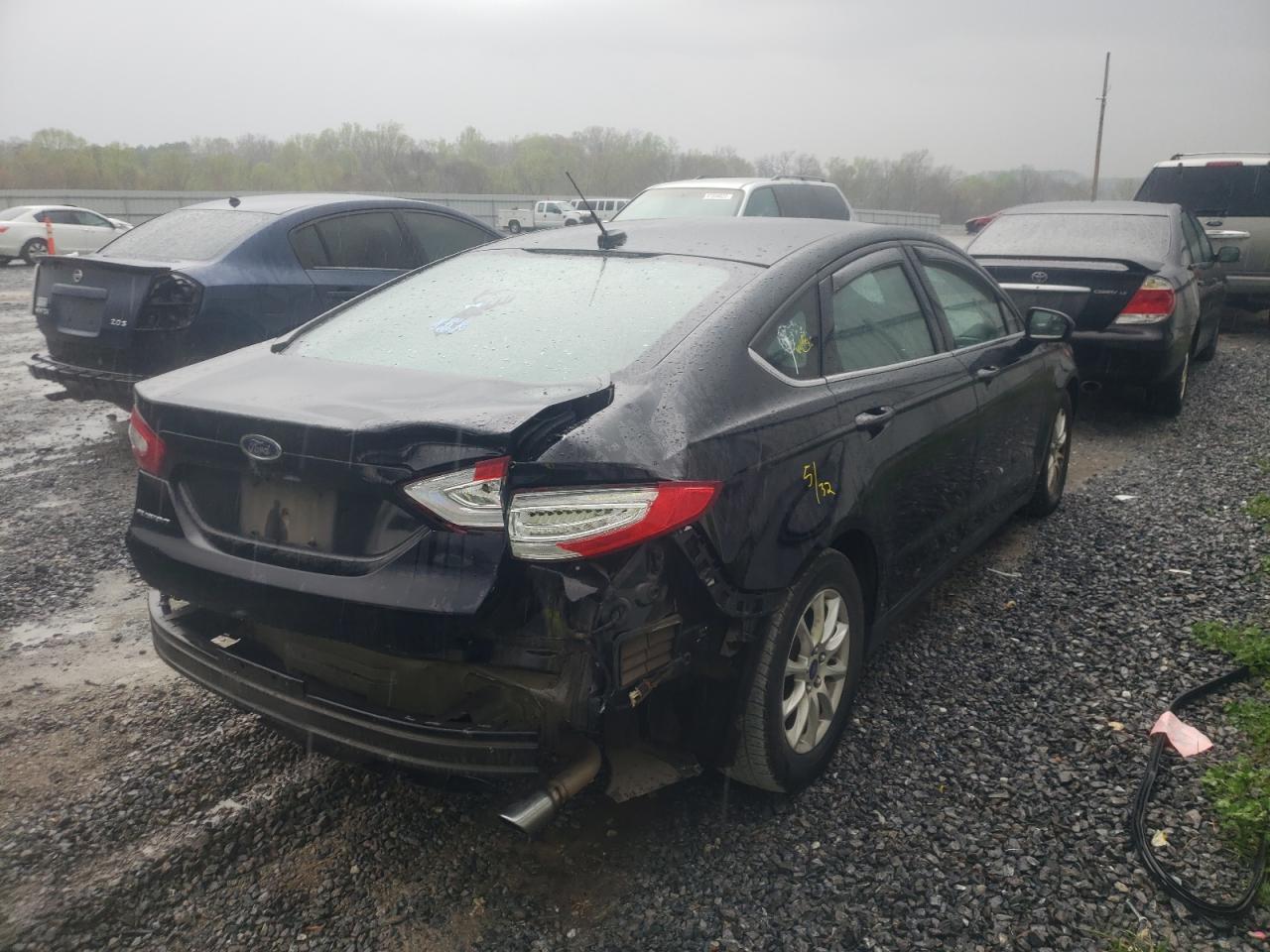 Photo 4 from auction – 2016 FORD FUSION S with VIN 3FA6P0G72GR375087