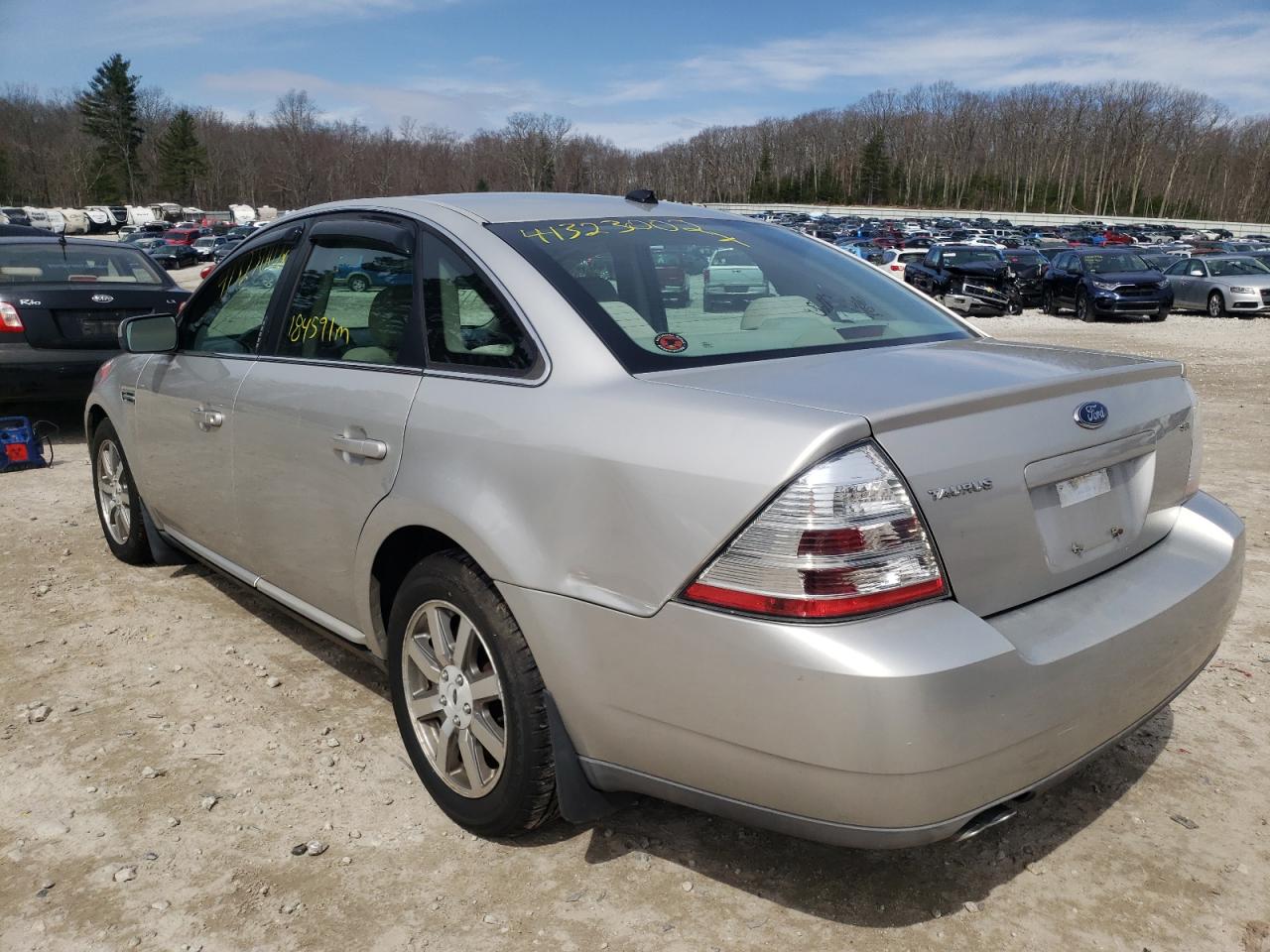 Photo 3 from auction – 2008 FORD TAURUS SEL with VIN 1FAHP24W48G150310