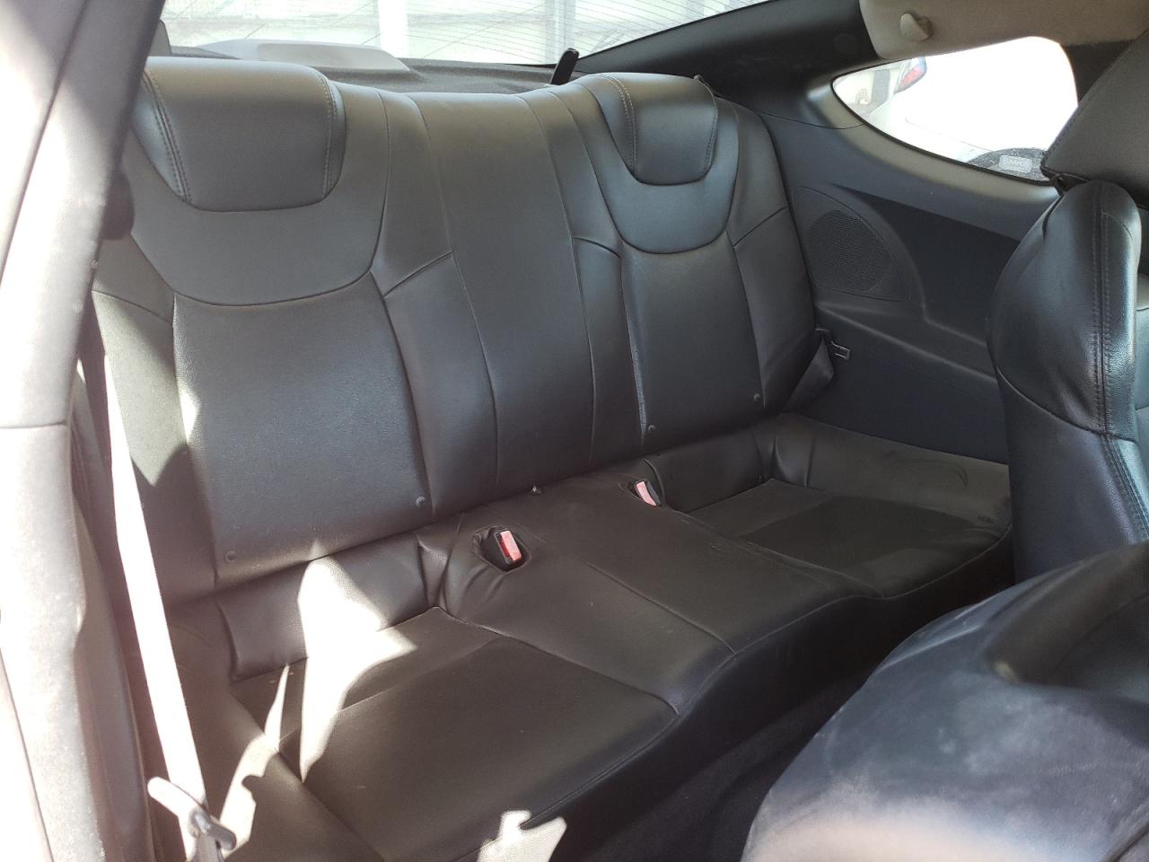 Photo 6 from auction – 2011 HYUNDAI GENESIS CO with VIN KMHHT6KD4BU044183