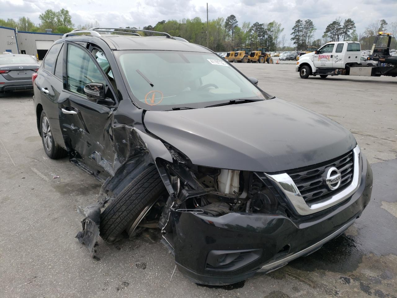 Photo 1 from auction – 2017 NISSAN PATHFINDER with VIN 5N1DR2MM6HC625766