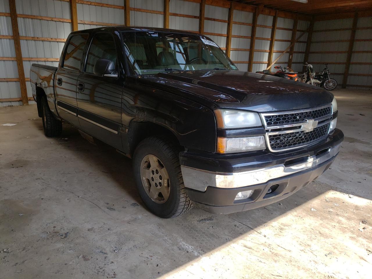 CHEVROLET SILVERADO 2006 with VIN 2GCEK13Z961262421 - Photo from auction