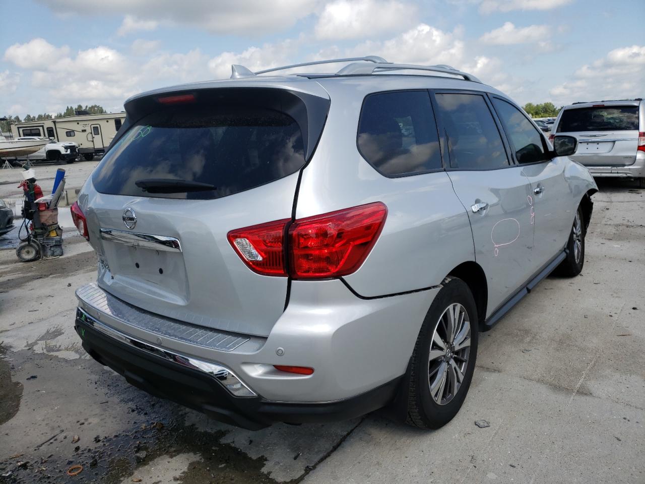 Photo 4 from auction – 2020 NISSAN PATHFINDER with VIN 5N1DR2AN0LC602716