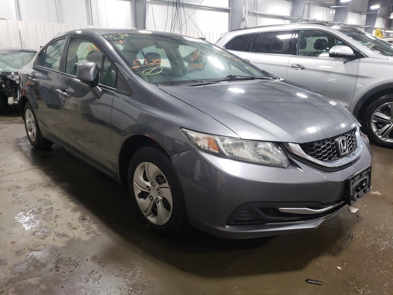HONDA CIVIC LX 2013 with VIN 19XFB2F5XDE018585 - Photo from auction