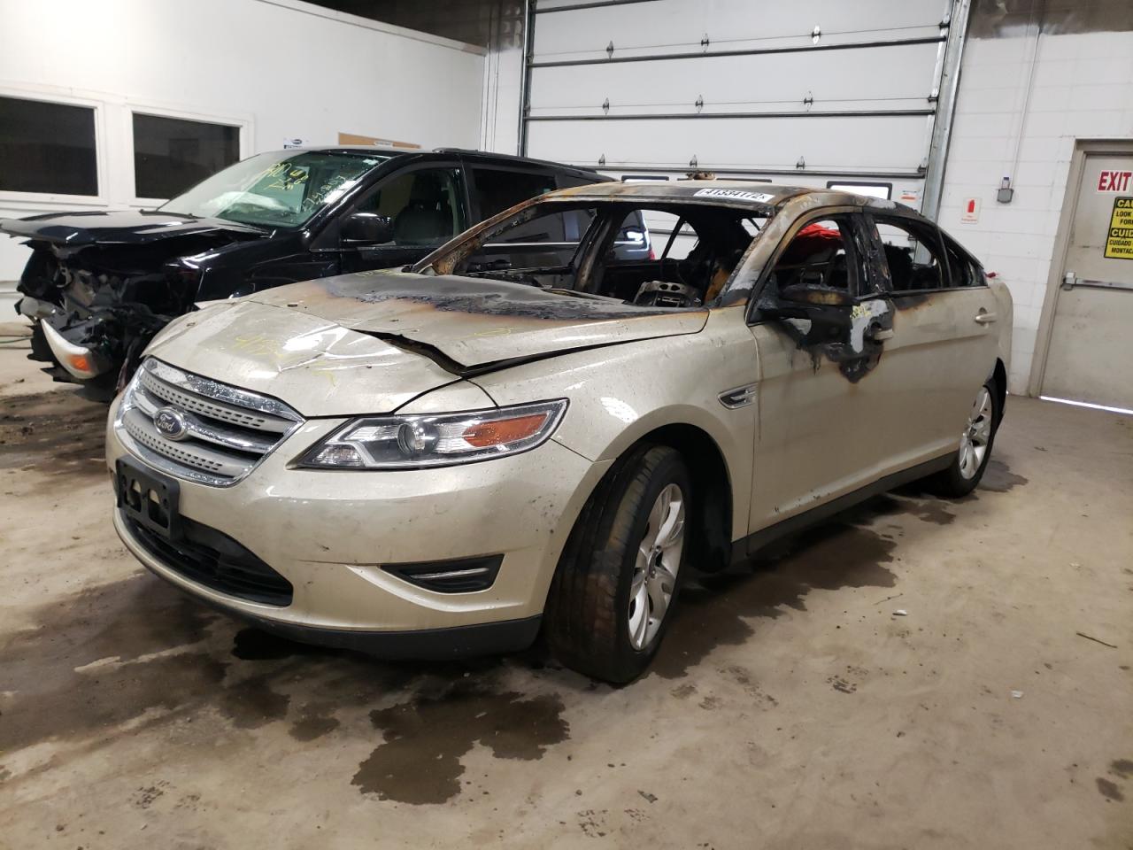 Photo 2 from auction – 2011 FORD TAURUS SEL with VIN 1FAHP2EW6BG182357