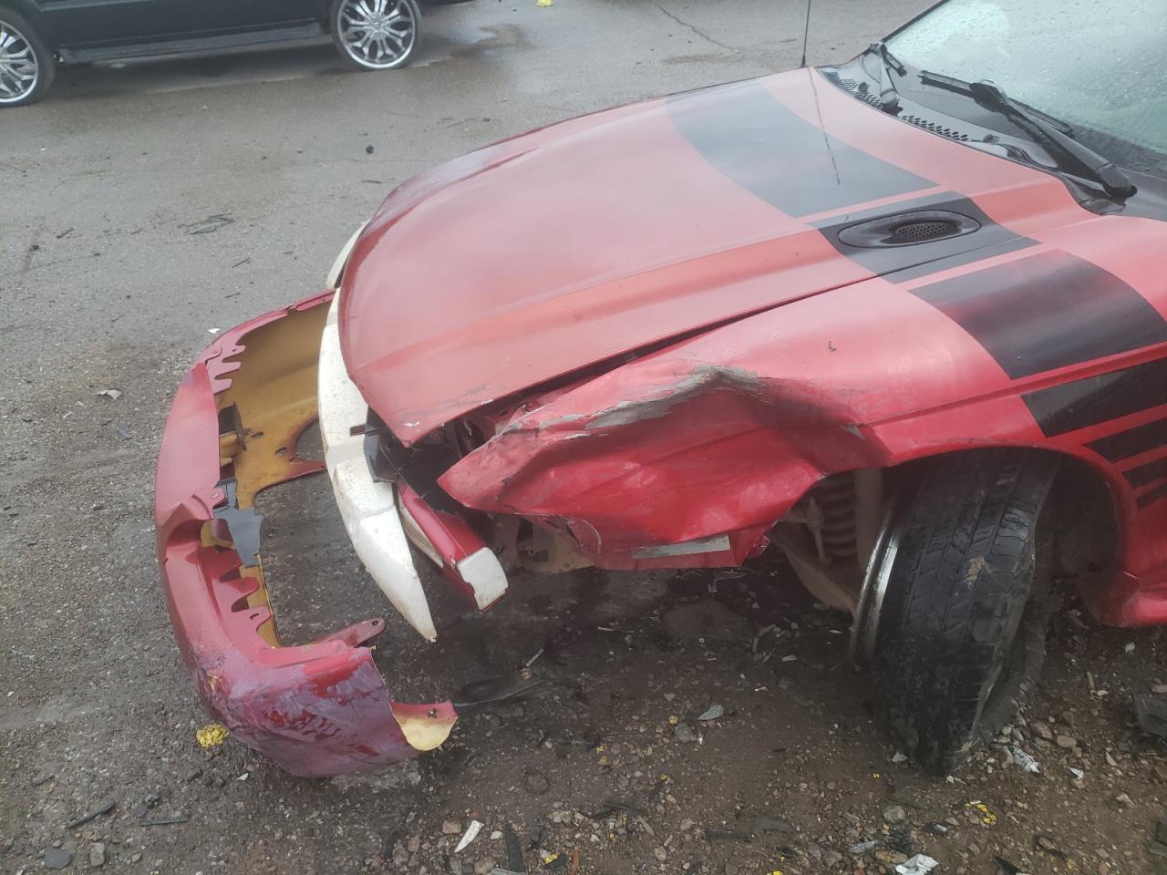 Photo 9 from auction – 1998 FORD MUSTANG with VIN 1FAFP4048WF171753