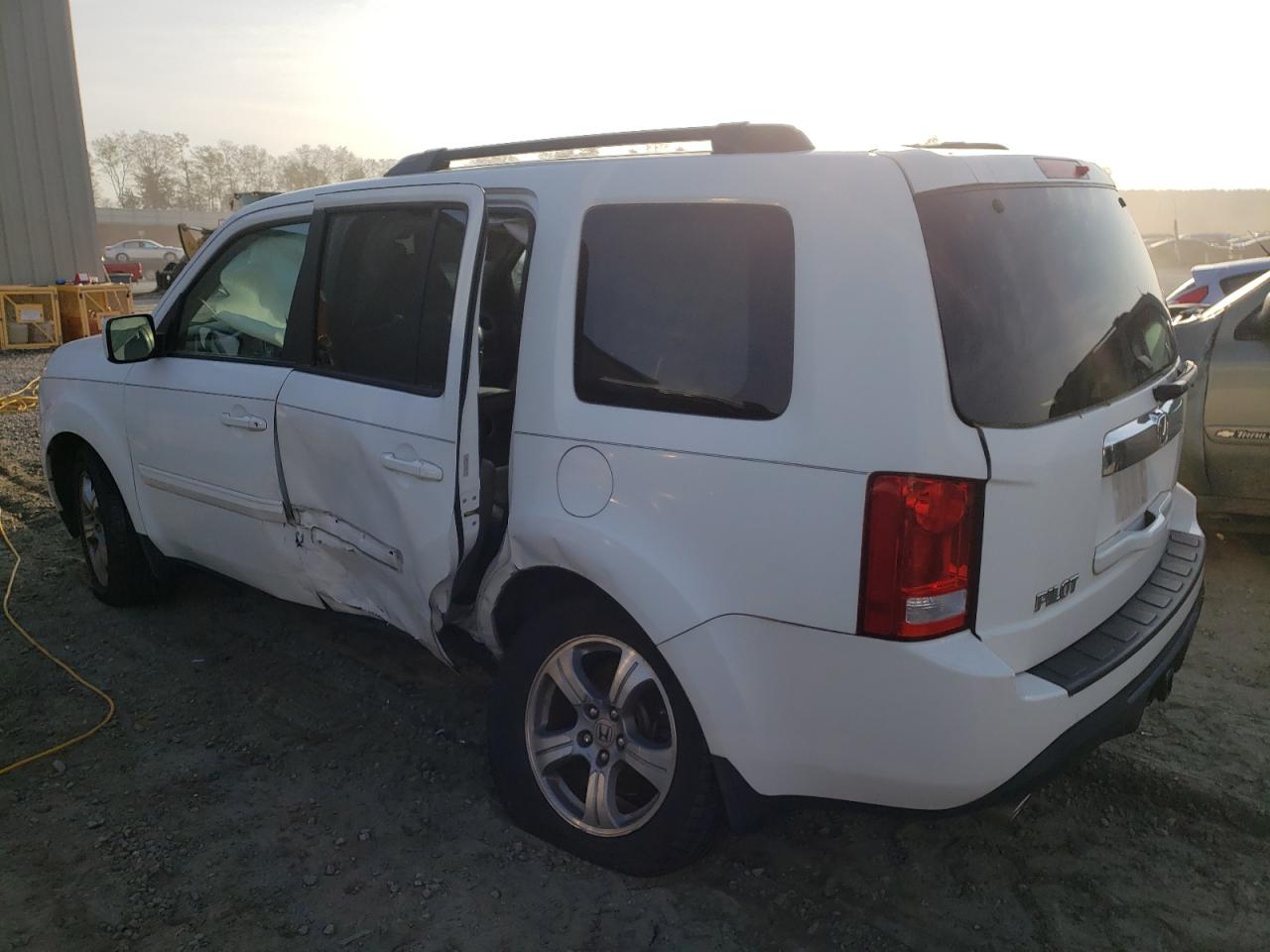 Photo 3 from auction – 2012 HONDA PILOT EXL with VIN 5FNYF3H51CB031461
