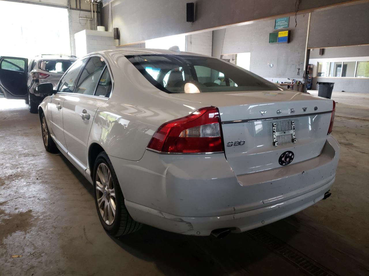 Photo 3 from auction – 2011 VOLVO S80 3.2 with VIN YV1952AS7B1146200
