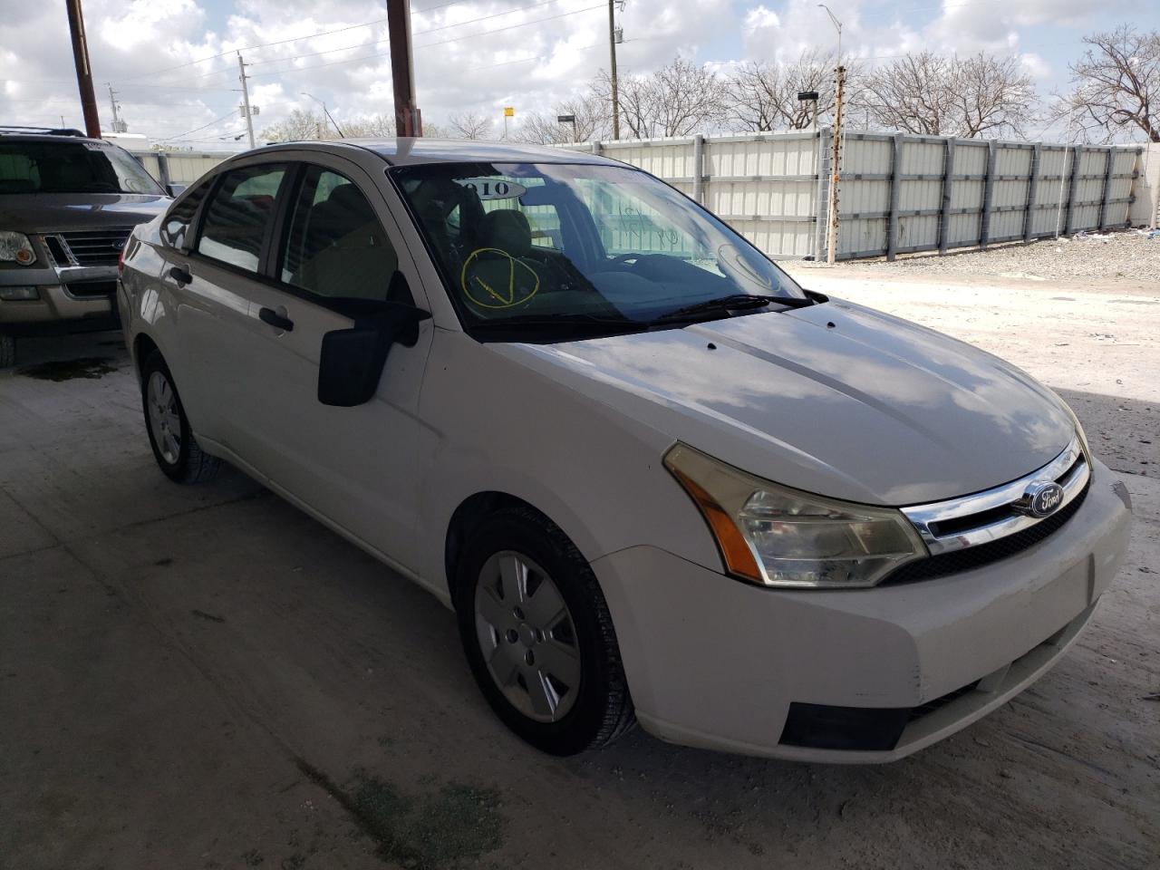 Photo 1 from auction – 2010 FORD FOCUS S with VIN 1FAHP3EN5AW132874