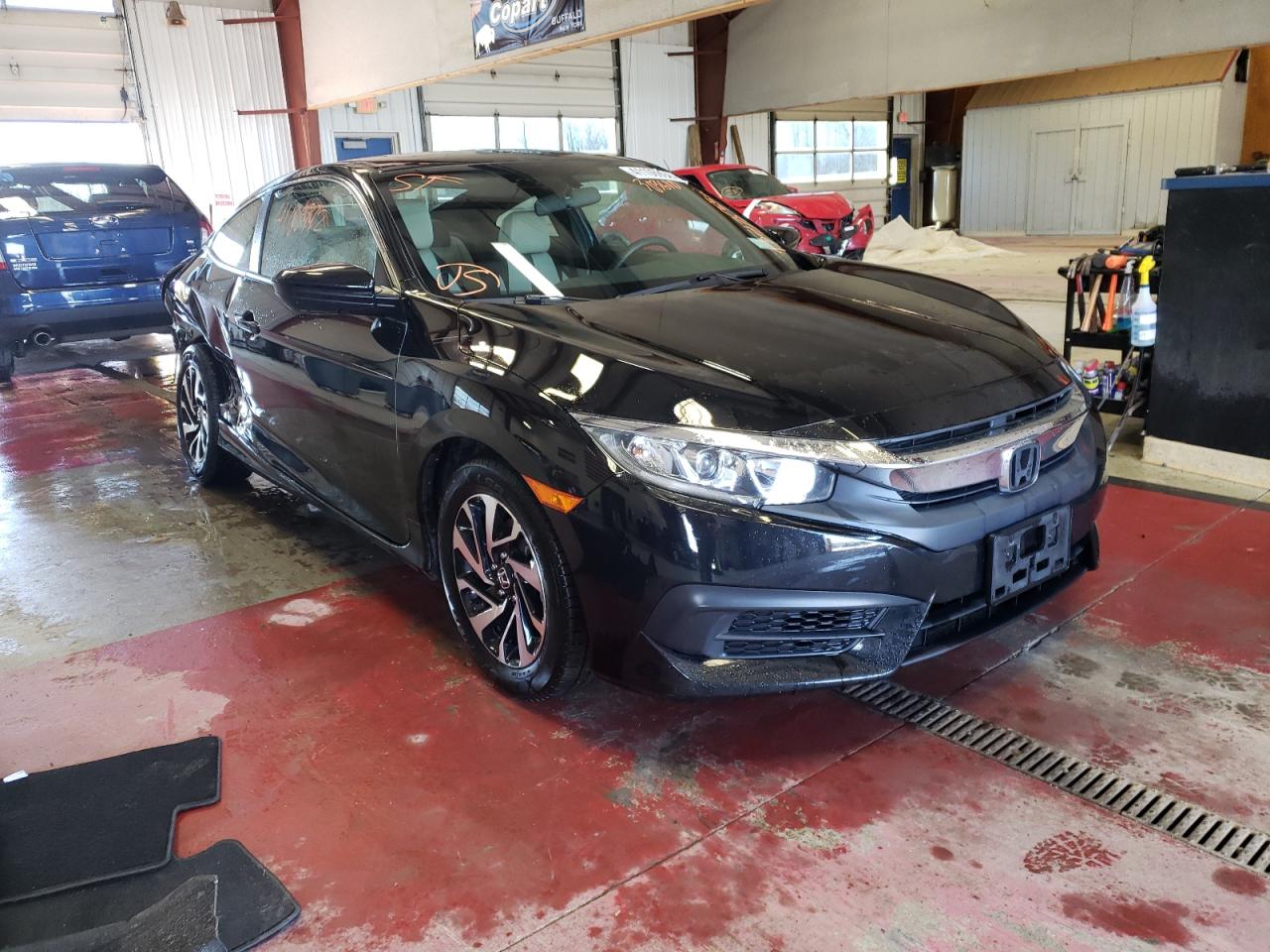 Photo 1 from auction – 2018 HONDA CIVIC LX with VIN 2HGFC4B00JH303610