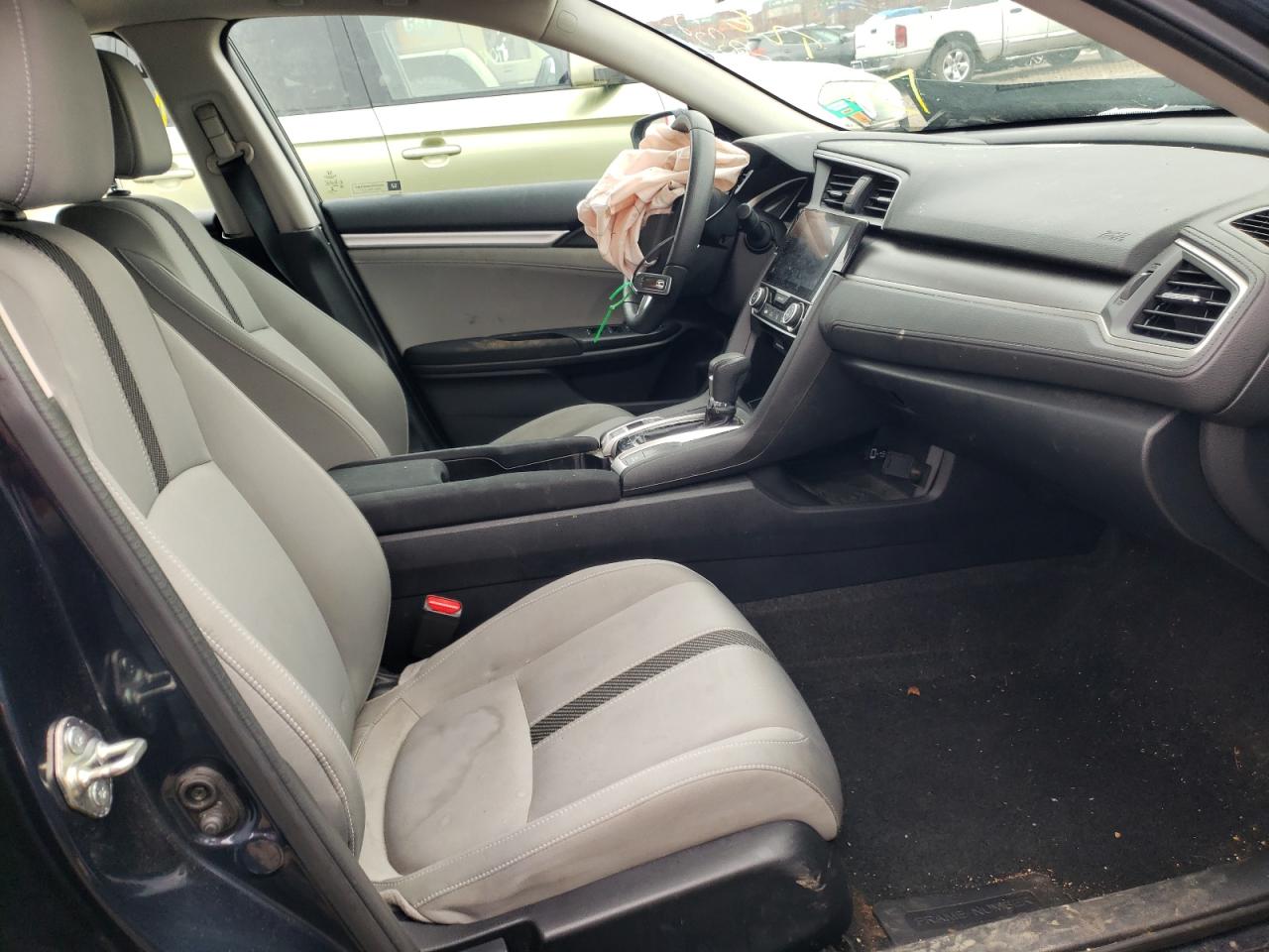 صورة رقم 5 من المزاد - 2016 HONDA CIVIC مع VIN 19XFC2F78GE083275