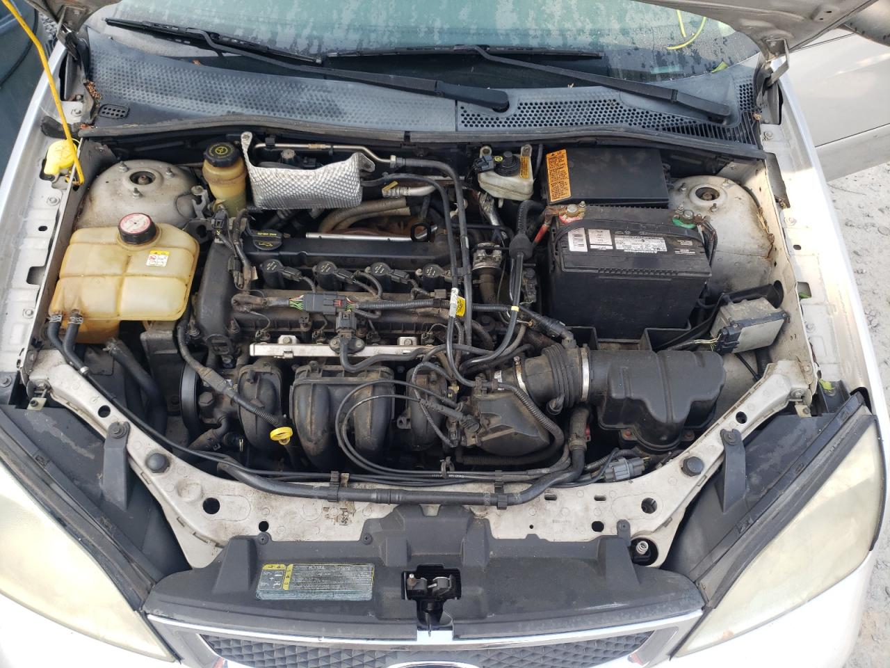 Photo 7 from auction – 2005 FORD FOCUS ZX4 with VIN 1FAFP34N65W117136