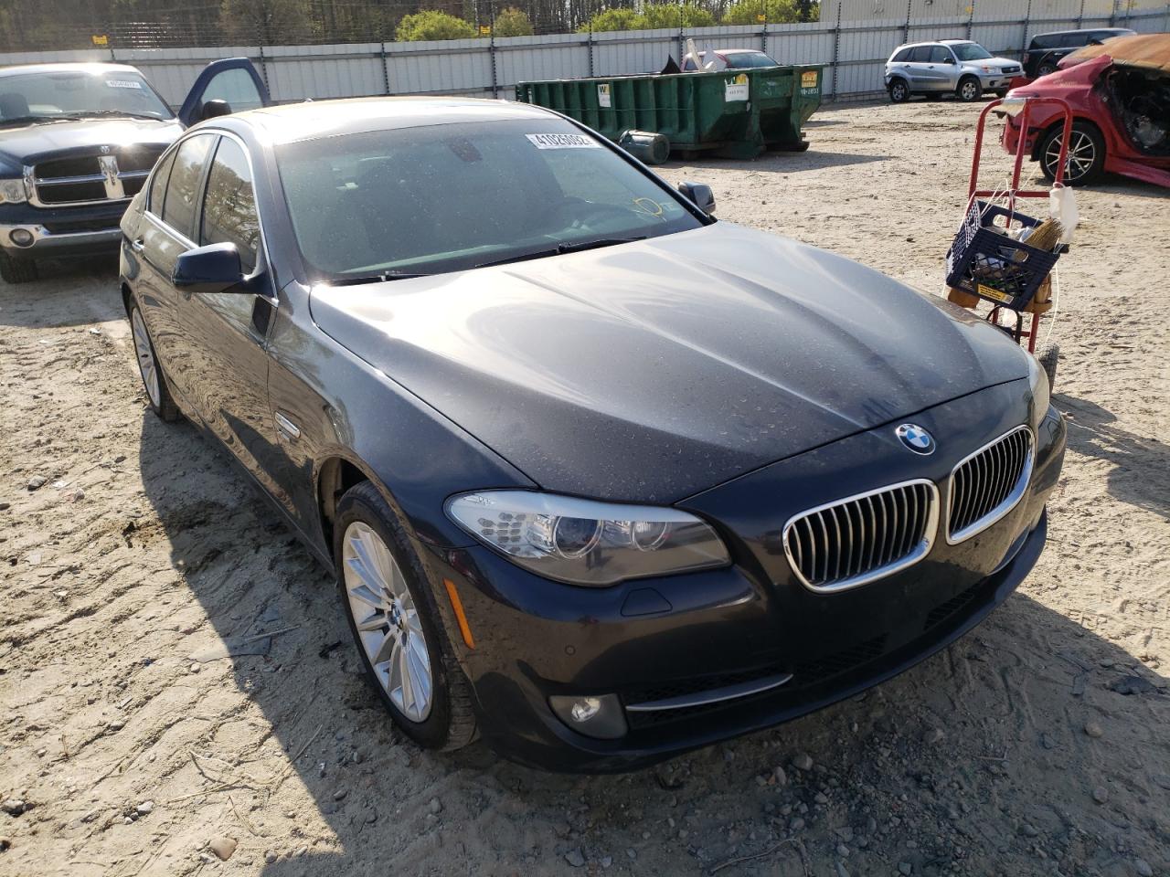 BMW 535 XI 2012 with VIN WBAFU7C56CDU64158 - Photo from auction
