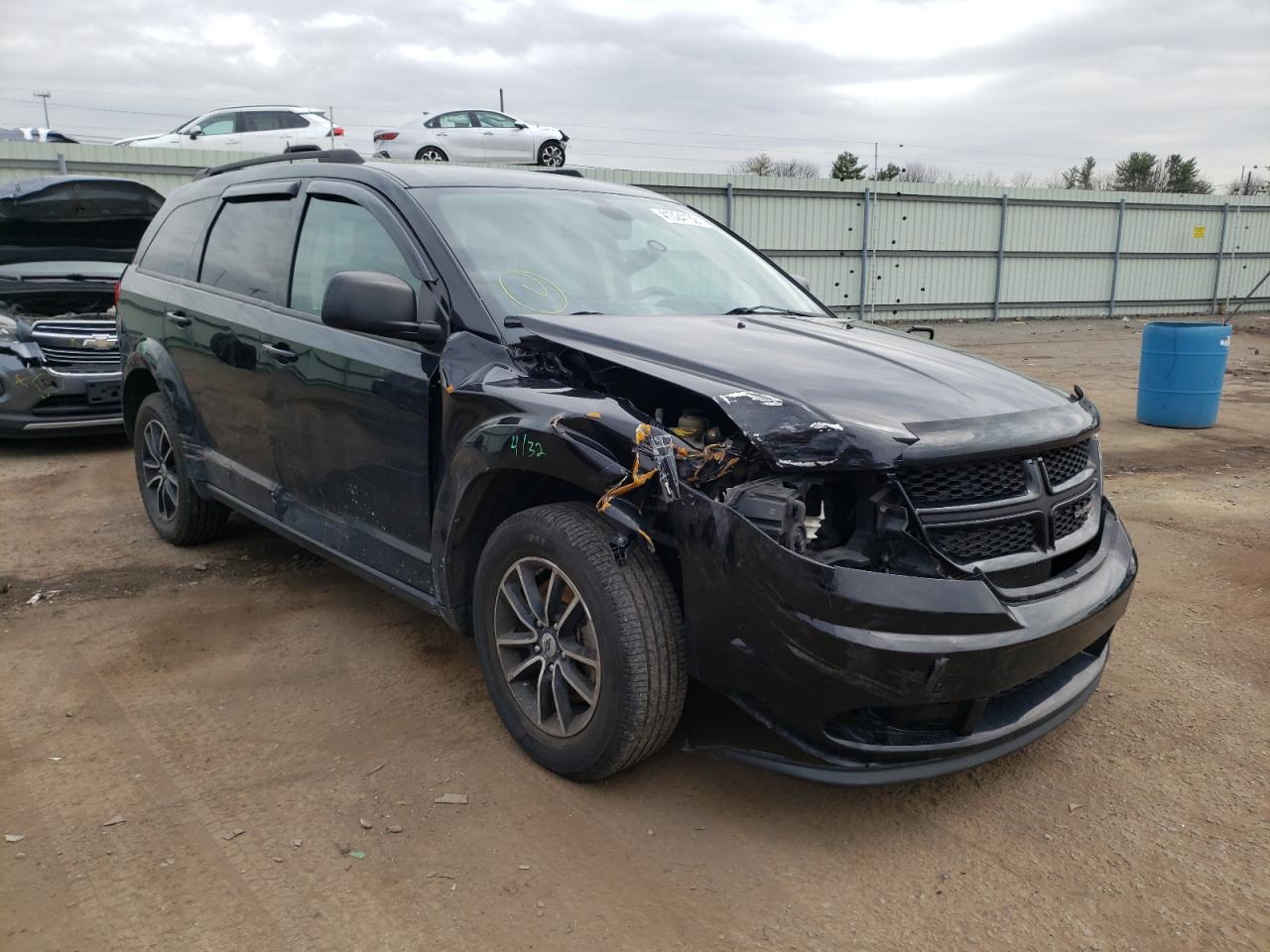 DODGE JOURNEY SE 2018 with VIN 3C4PDCAB6JT474558 - Photo from auction